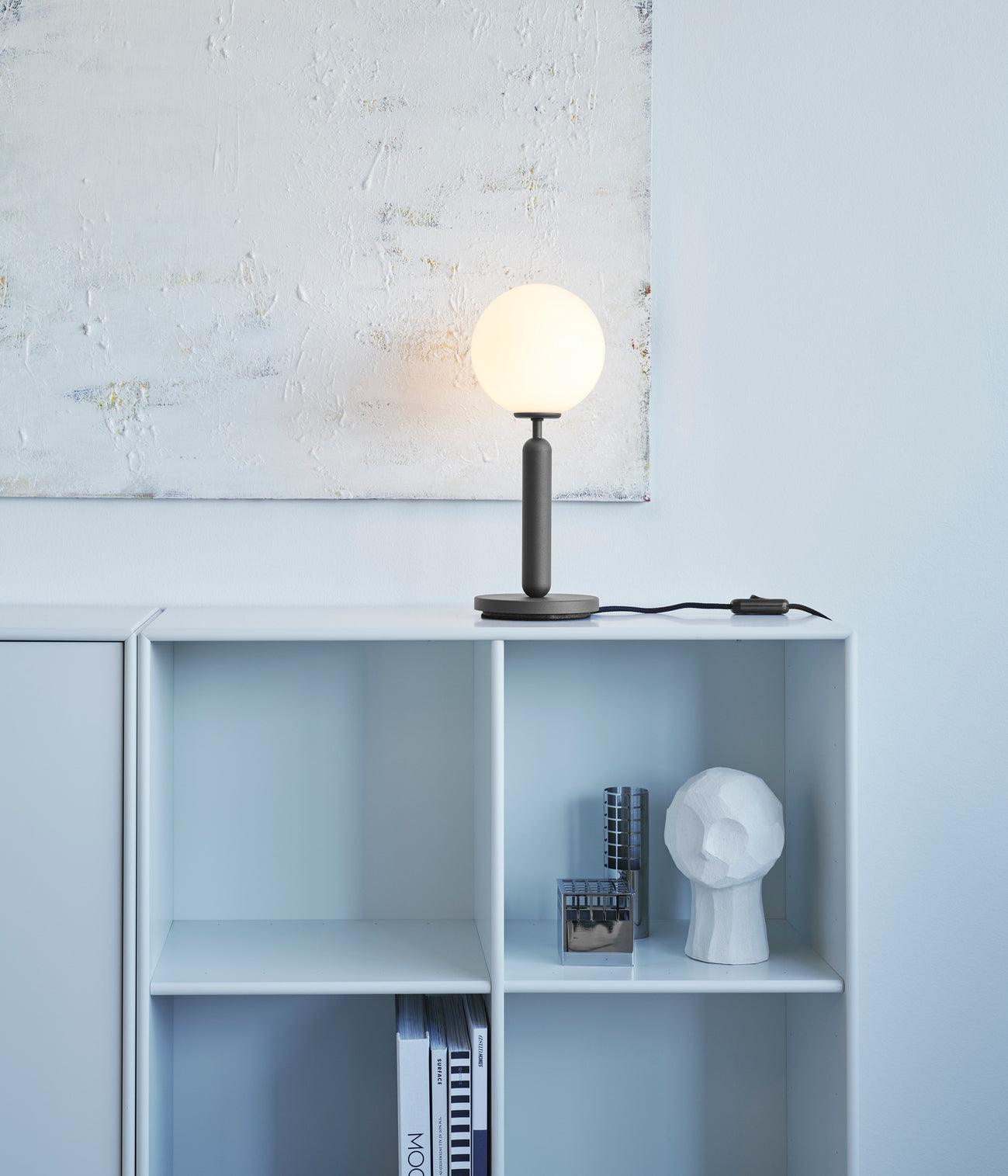 Noah Minimalist Glass Table Lamp - Blowlighting