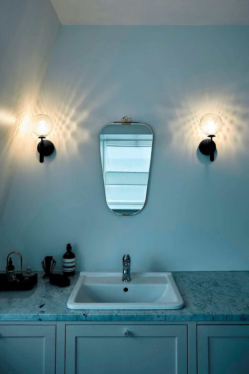 Nordica Plug-in Wall Lamp - Blowlighting