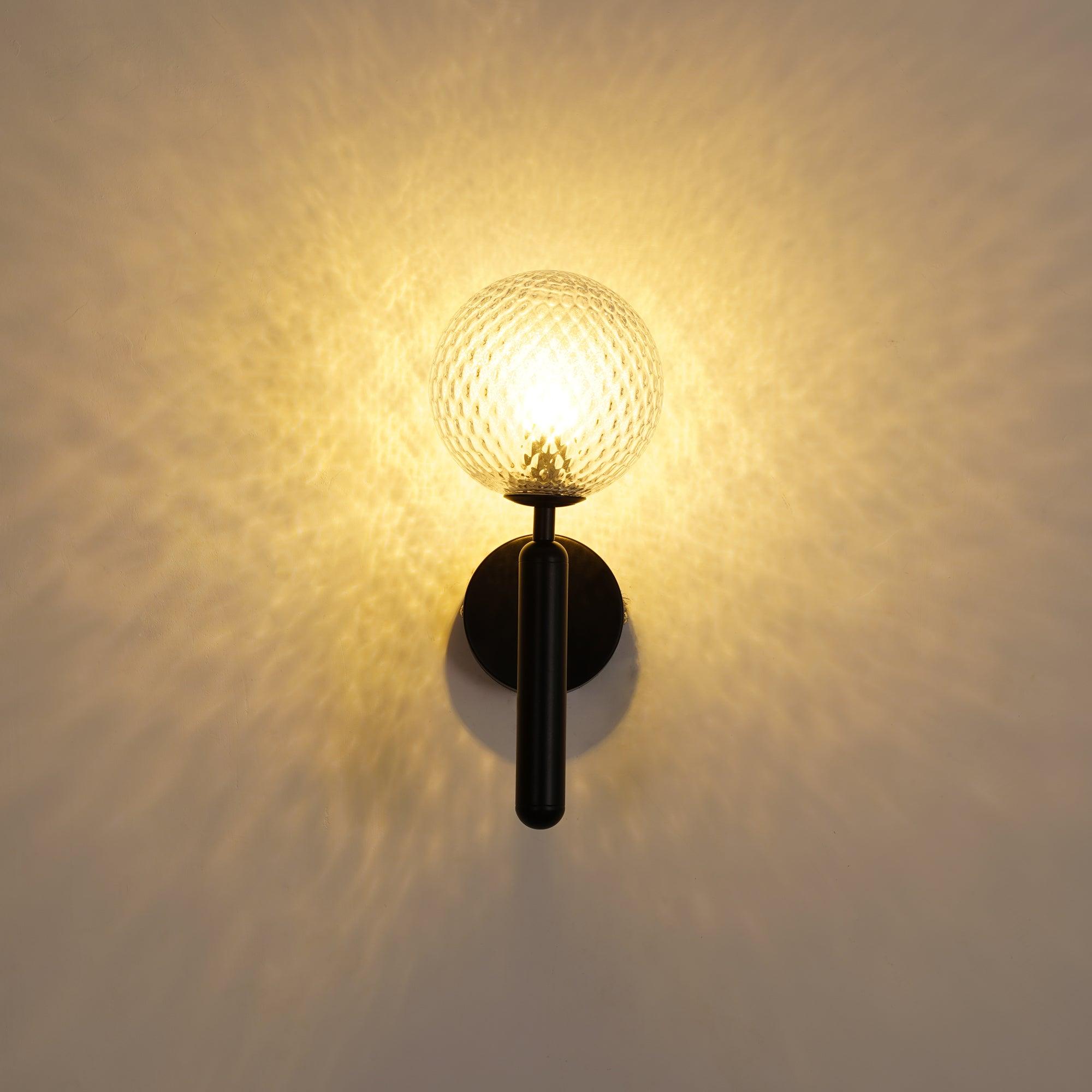 Nordica Plug-in Wall Lamp - Blowlighting
