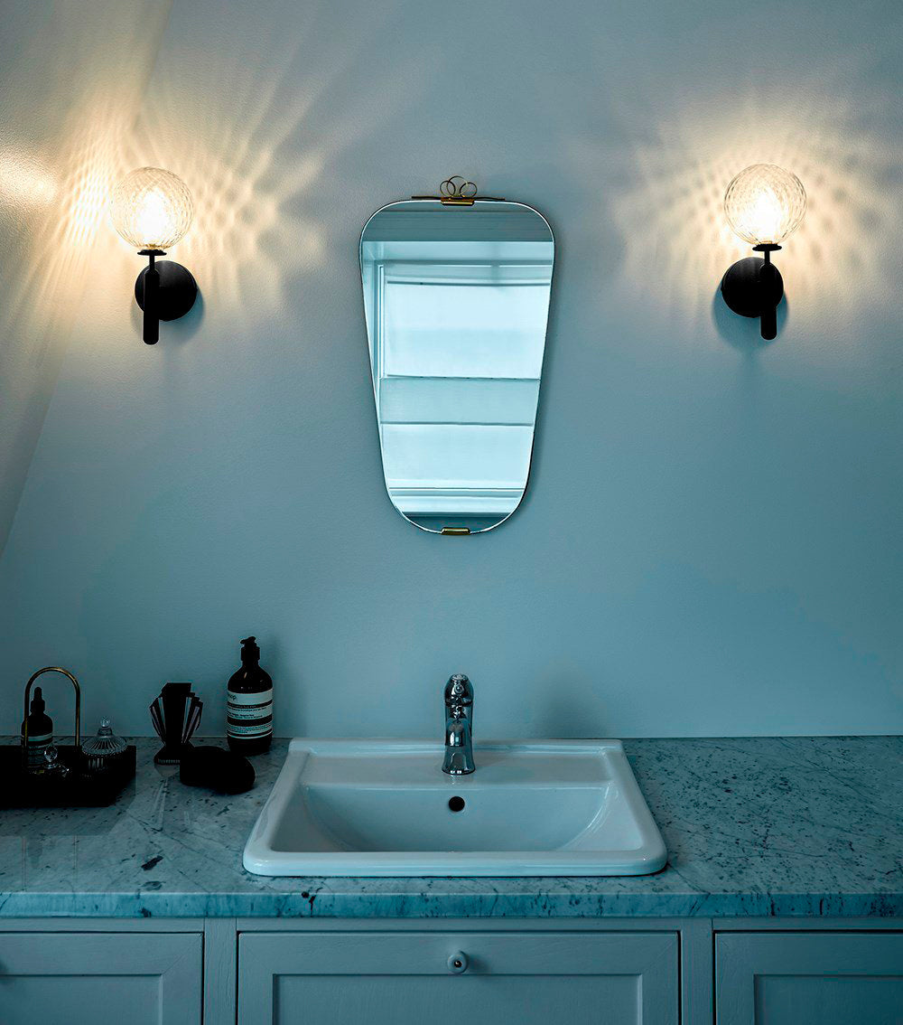 Nordica Plug-in Wall Lamp - Blowlighting