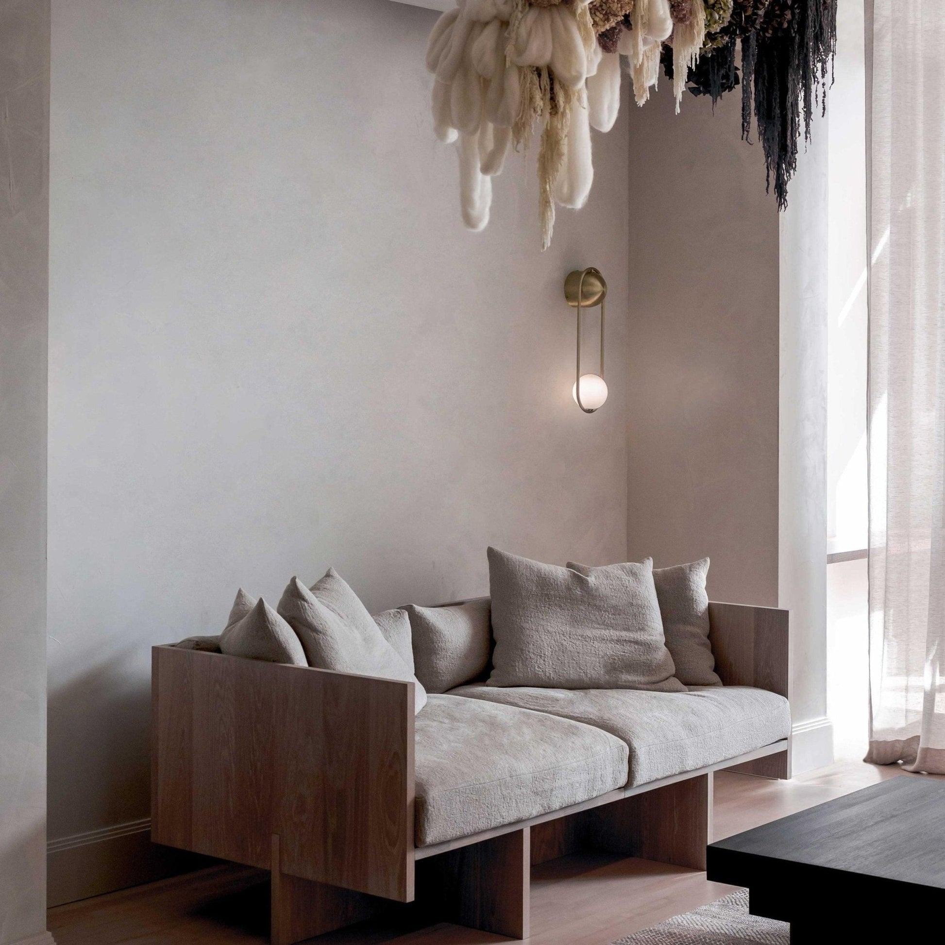 Mila Wall Lamp - Blowlighting