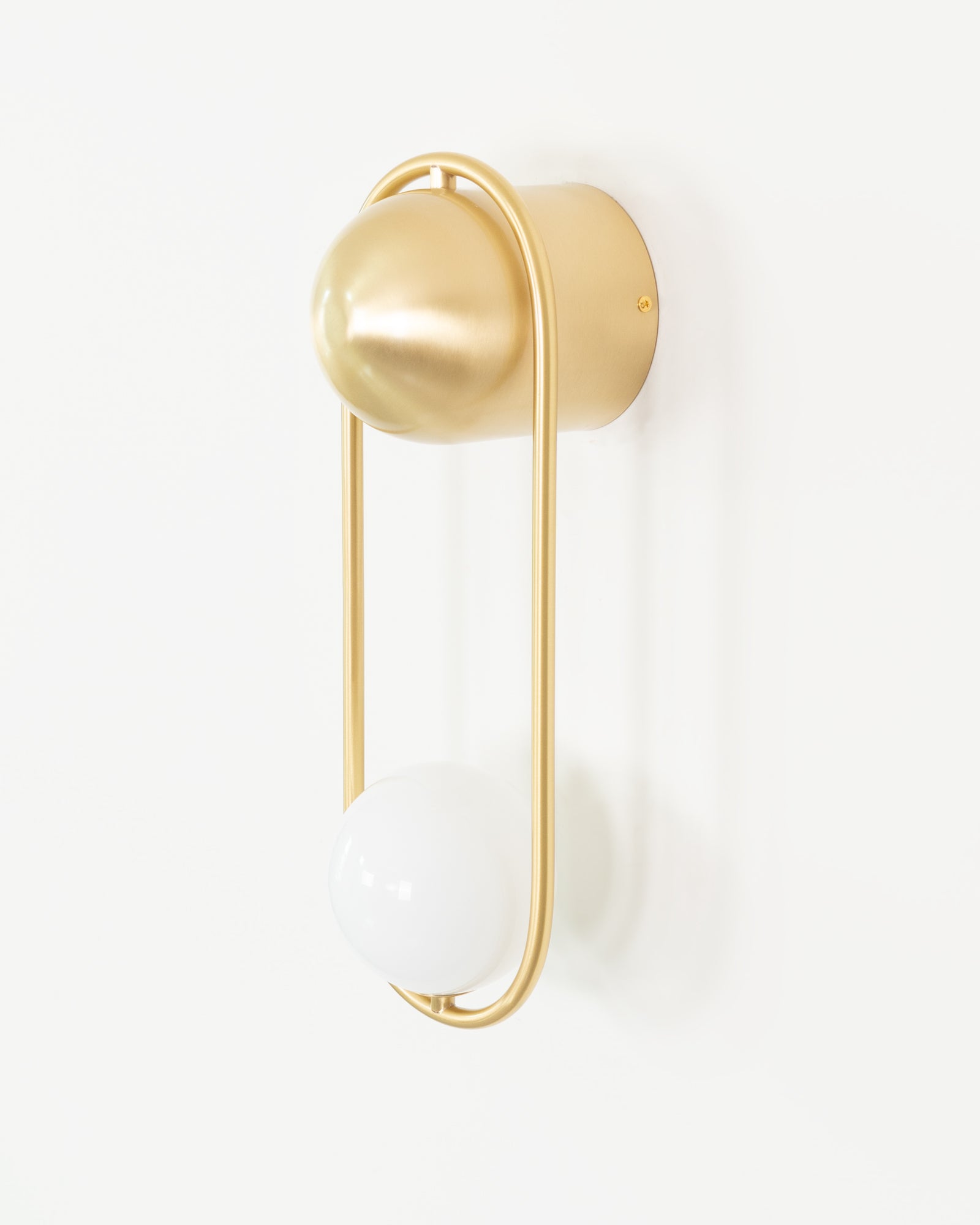 Mila Wall Lamp - Blowlighting