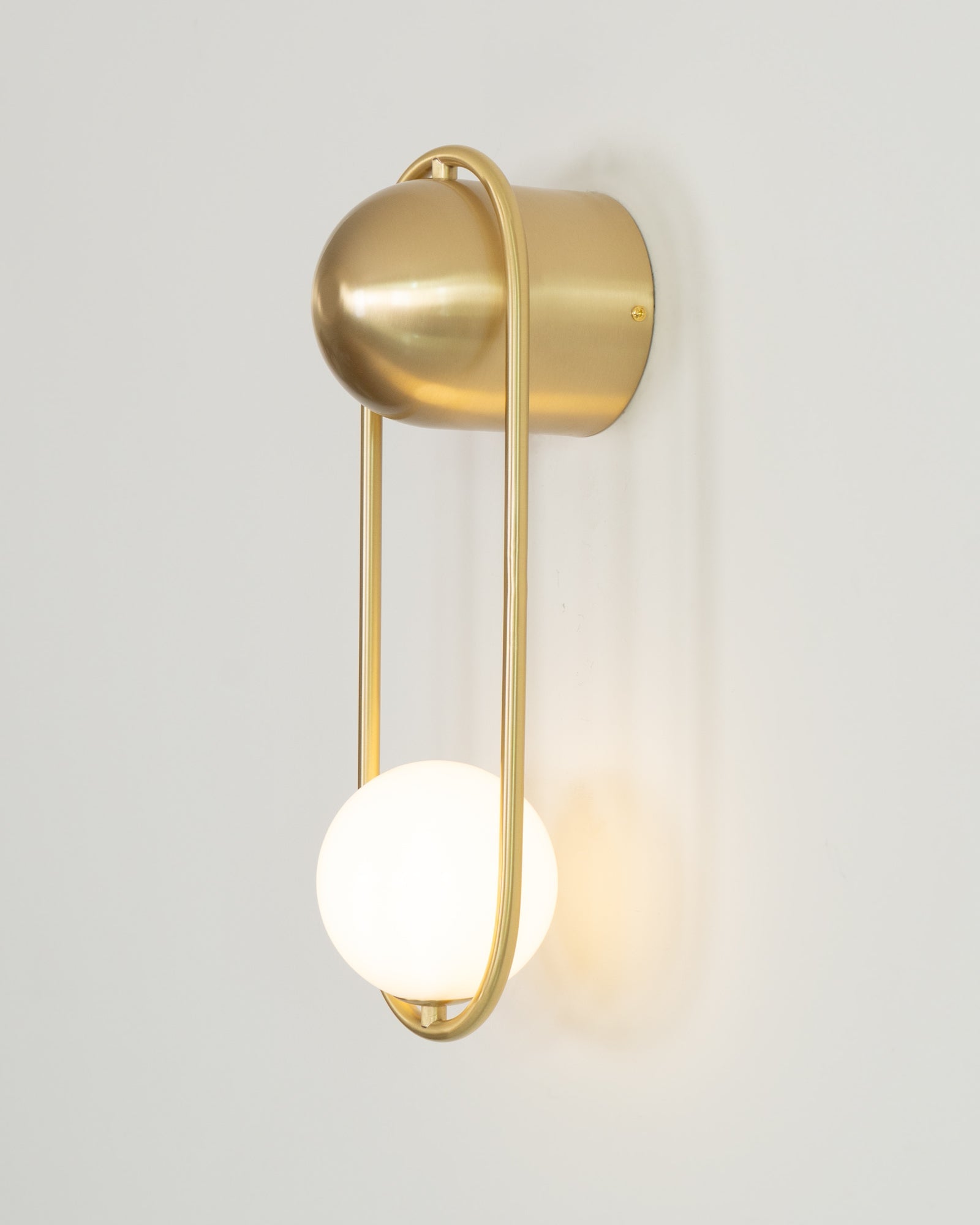 Mila Wall Lamp - Blowlighting