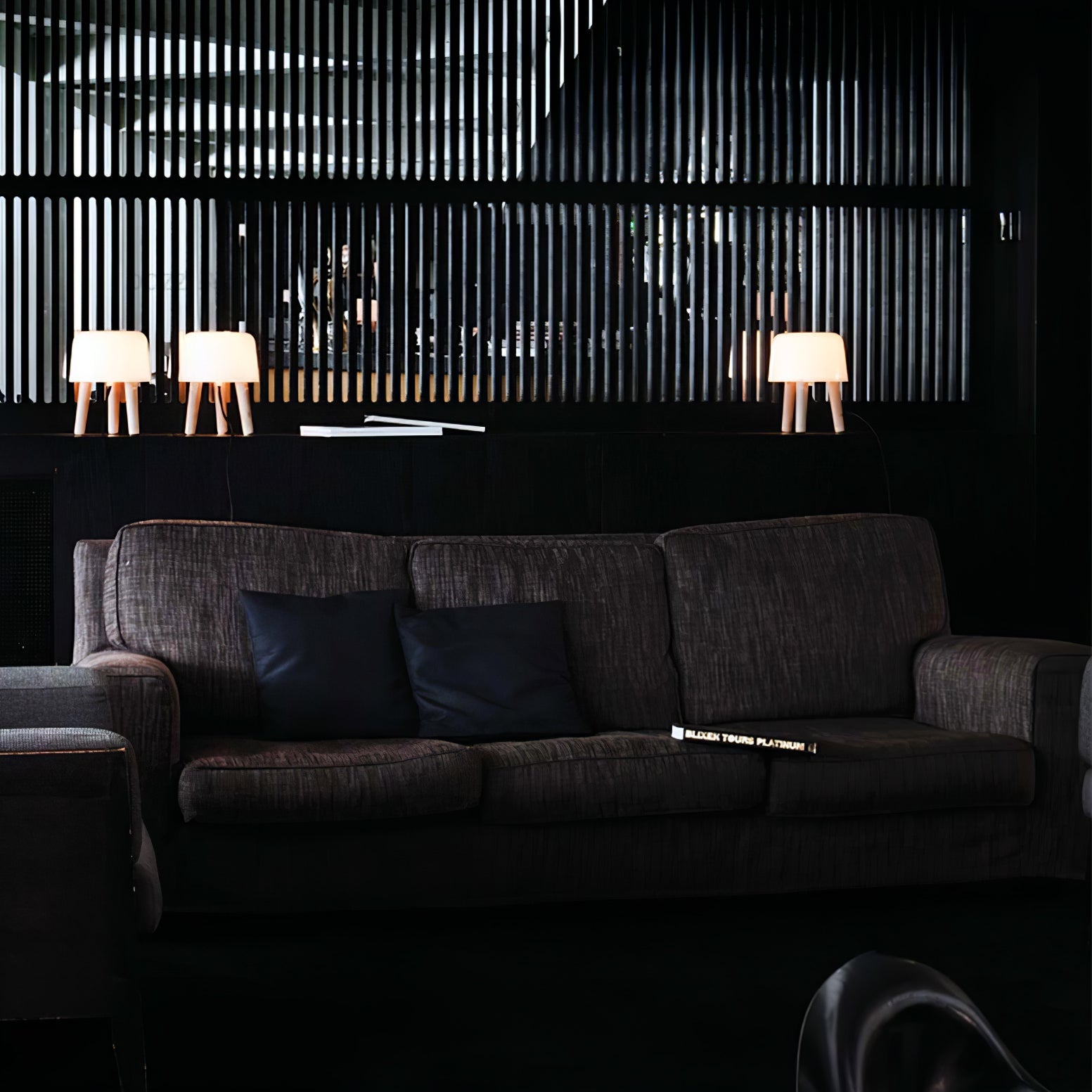 Milk Table Lamp - Blowlighting
