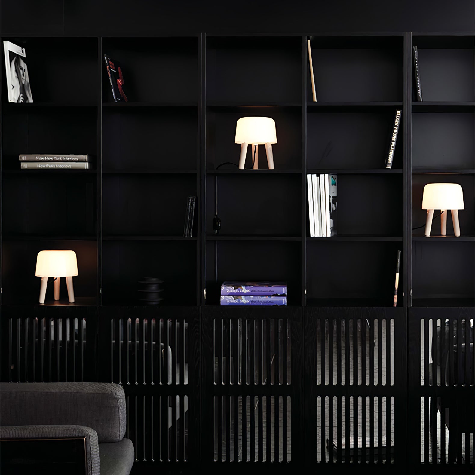 Milk Table Lamp - Blowlighting