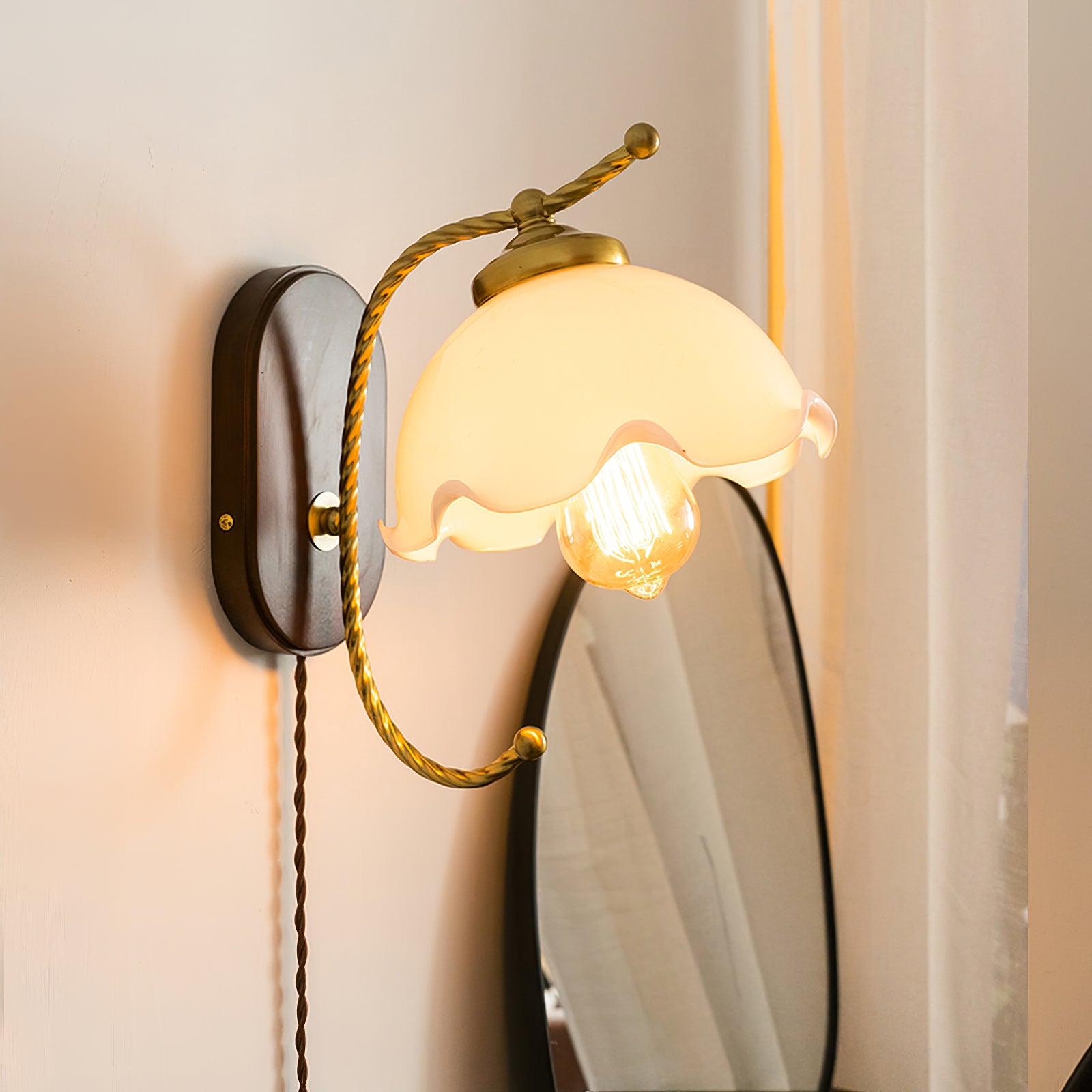 Milky Flower Wall Light - Blowlighting