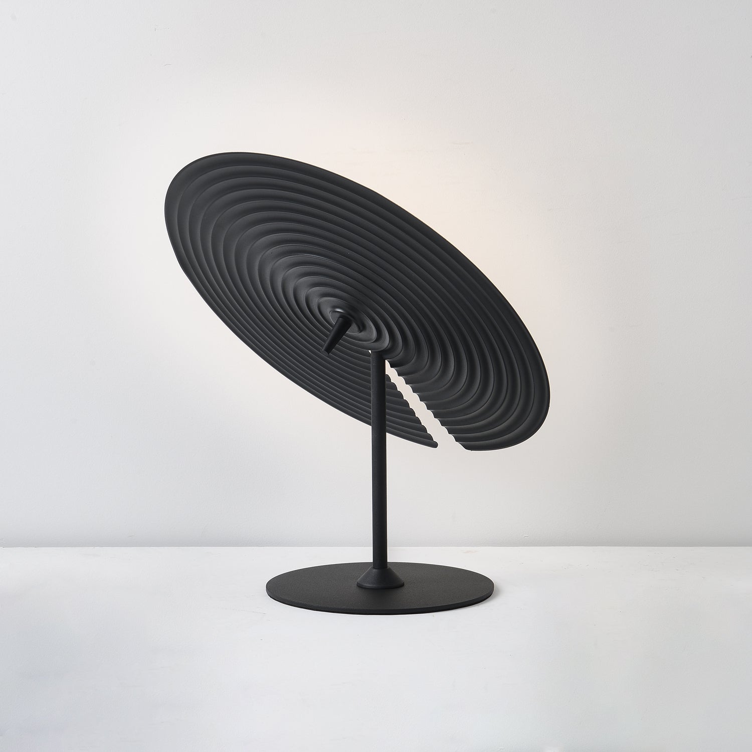 Symphony Table Lamp - Blowlighting
