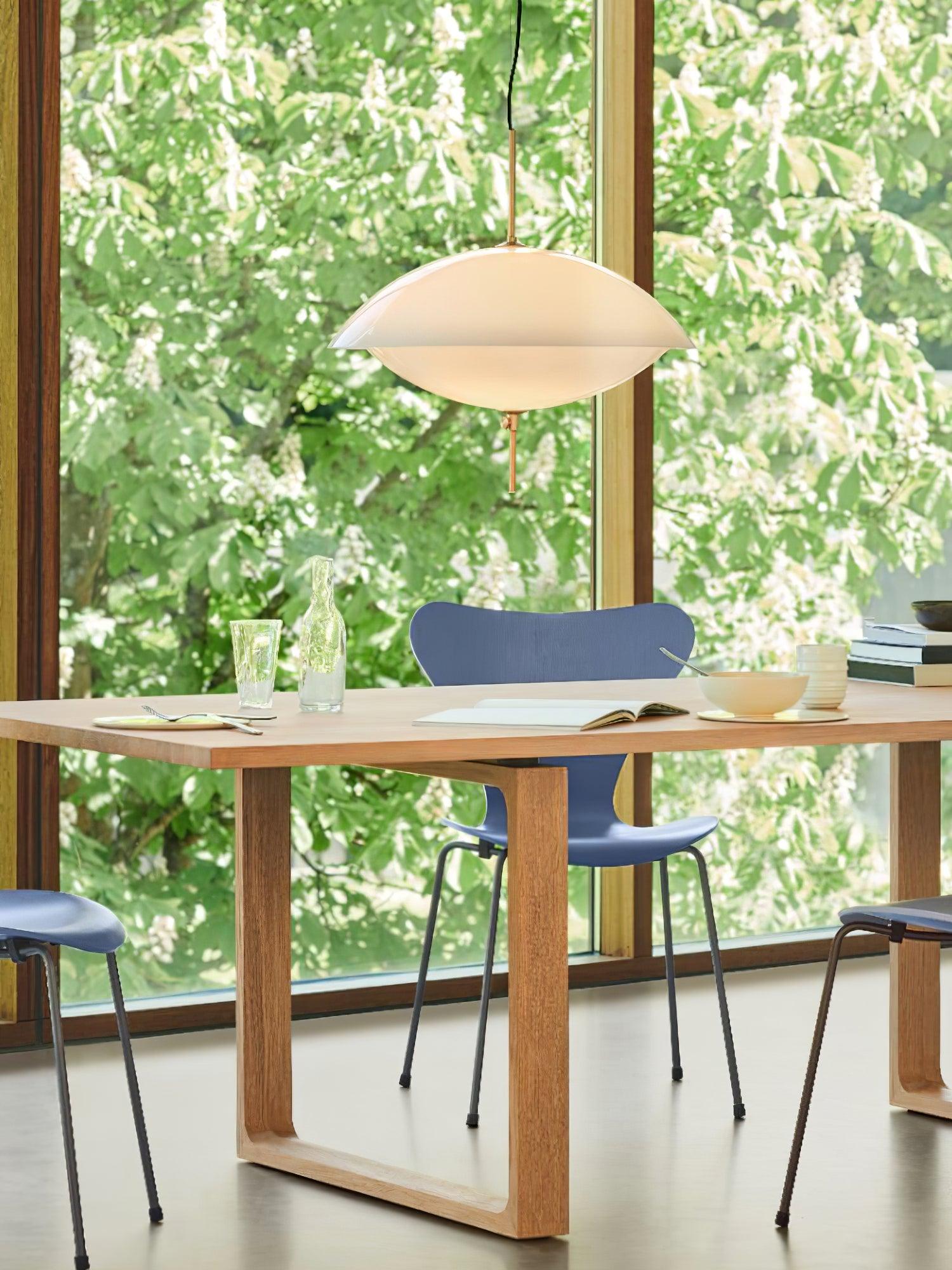 Miller Shell Pendant Light - Blowlighting