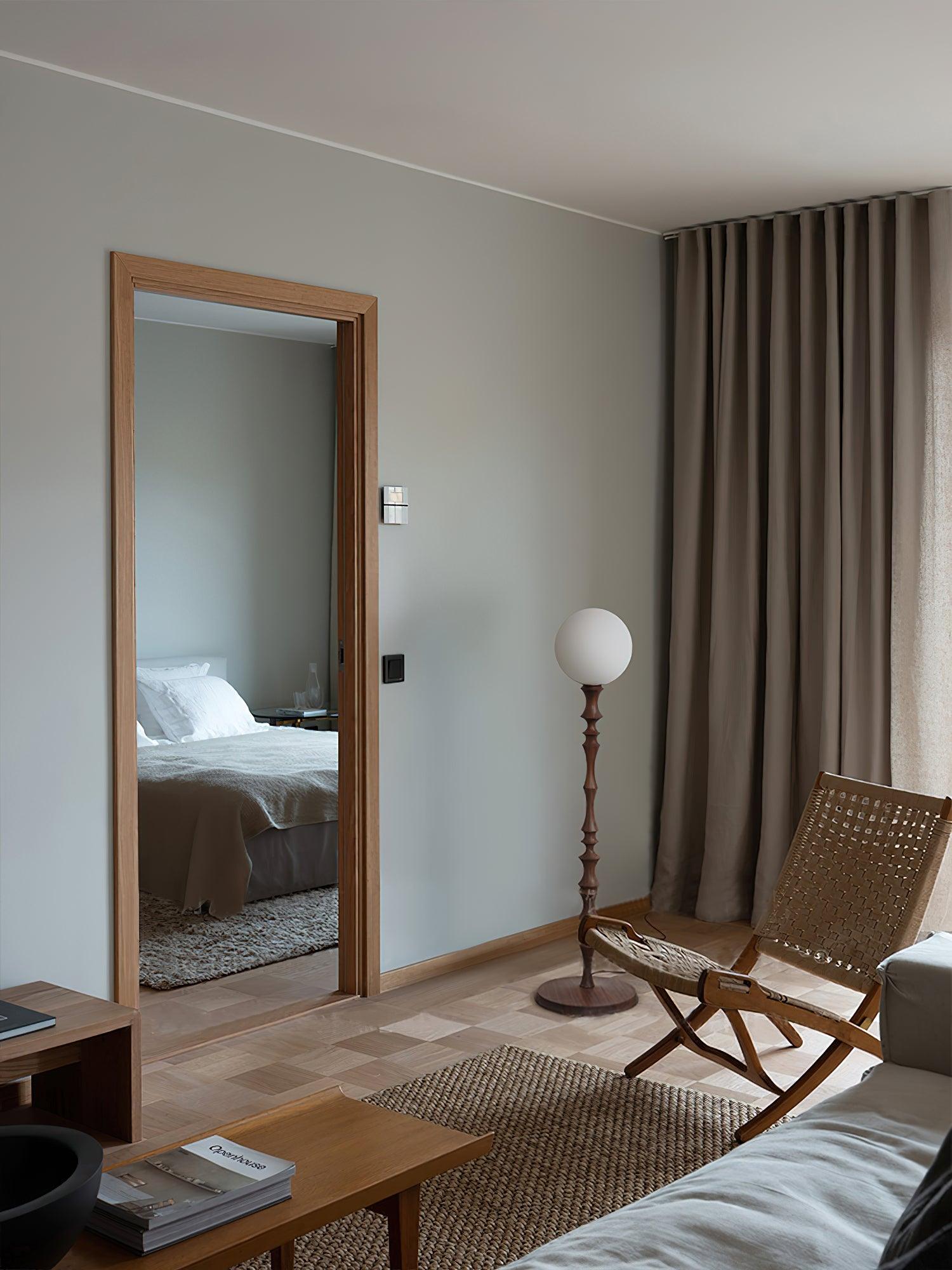 Milo Floor Lamp - Blowlighting
