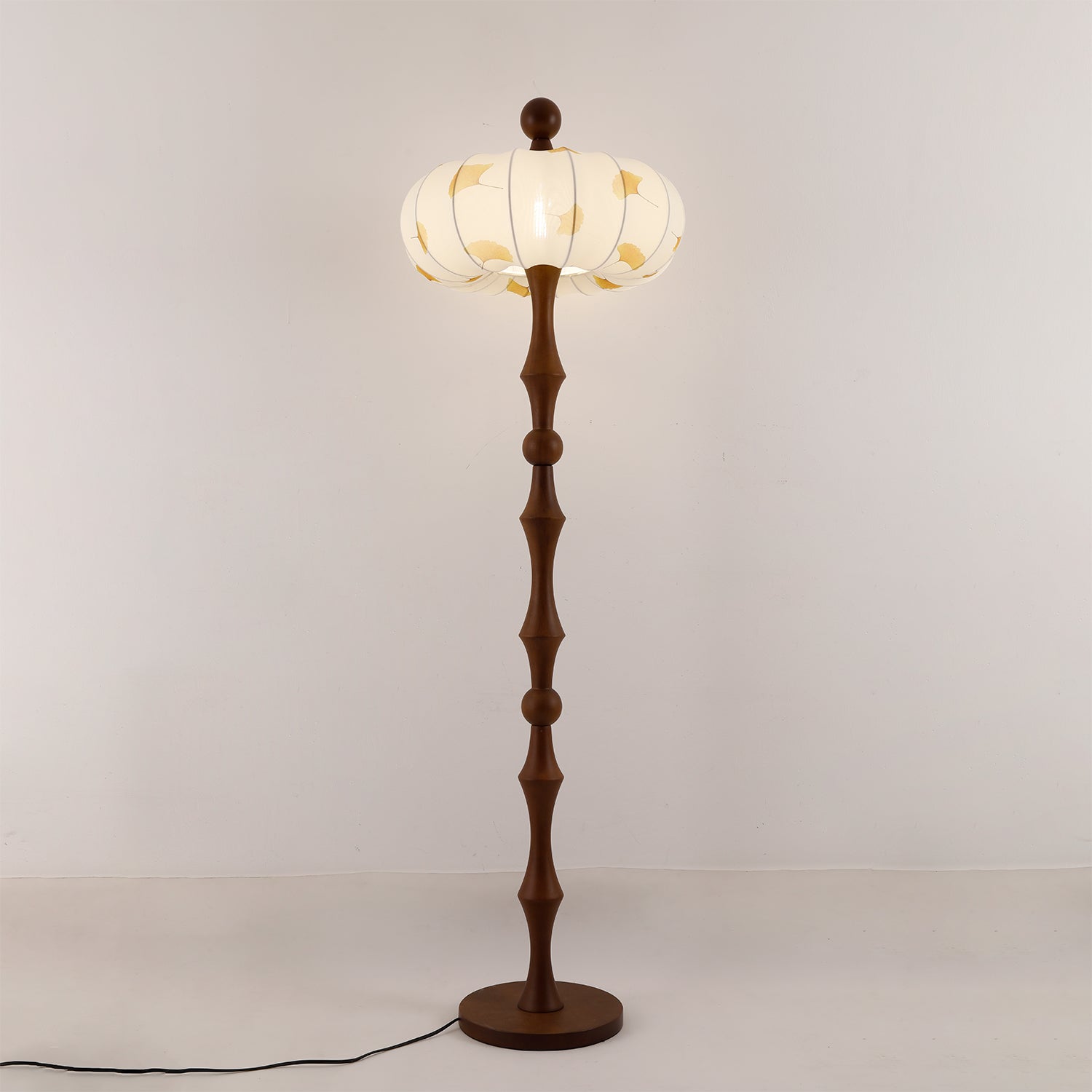 Milo Gingko Floor Lamp - Blowlighting