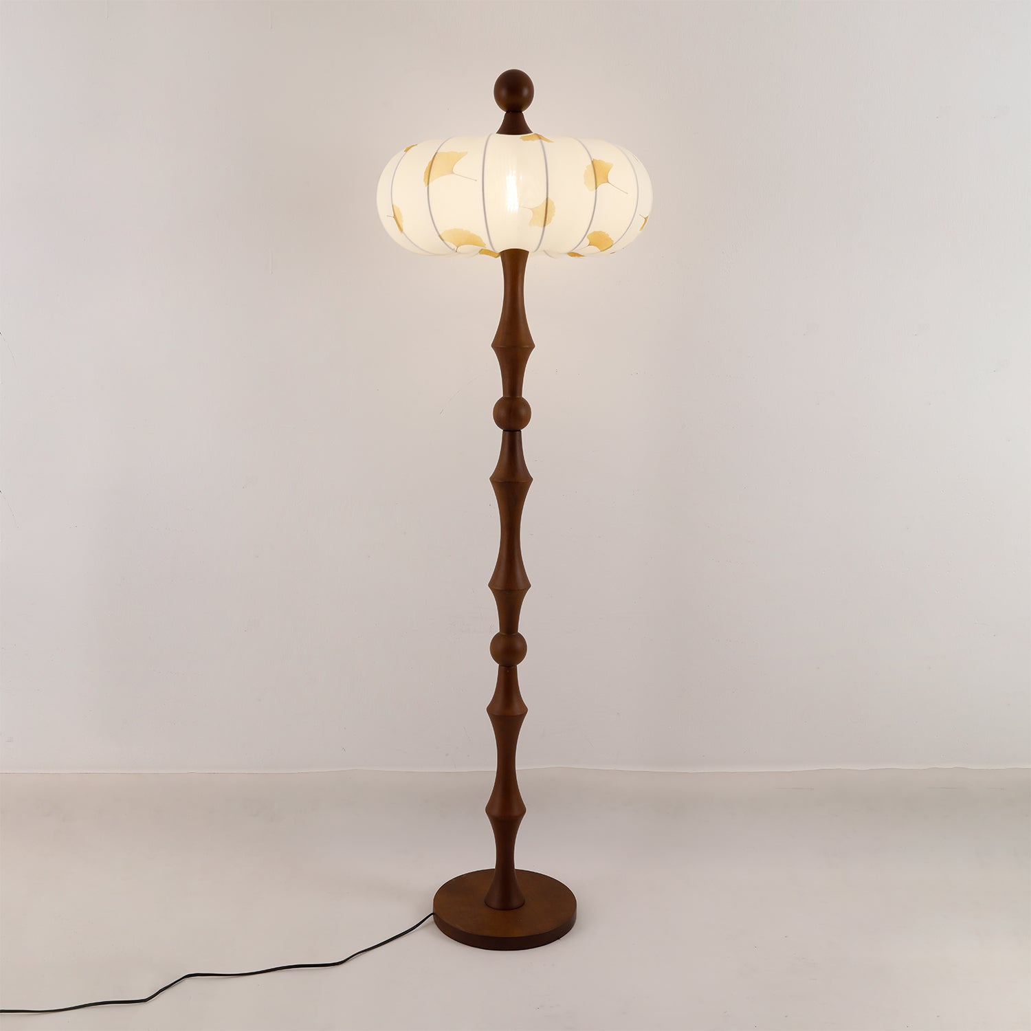 Milo Gingko Floor Lamp - Blowlighting