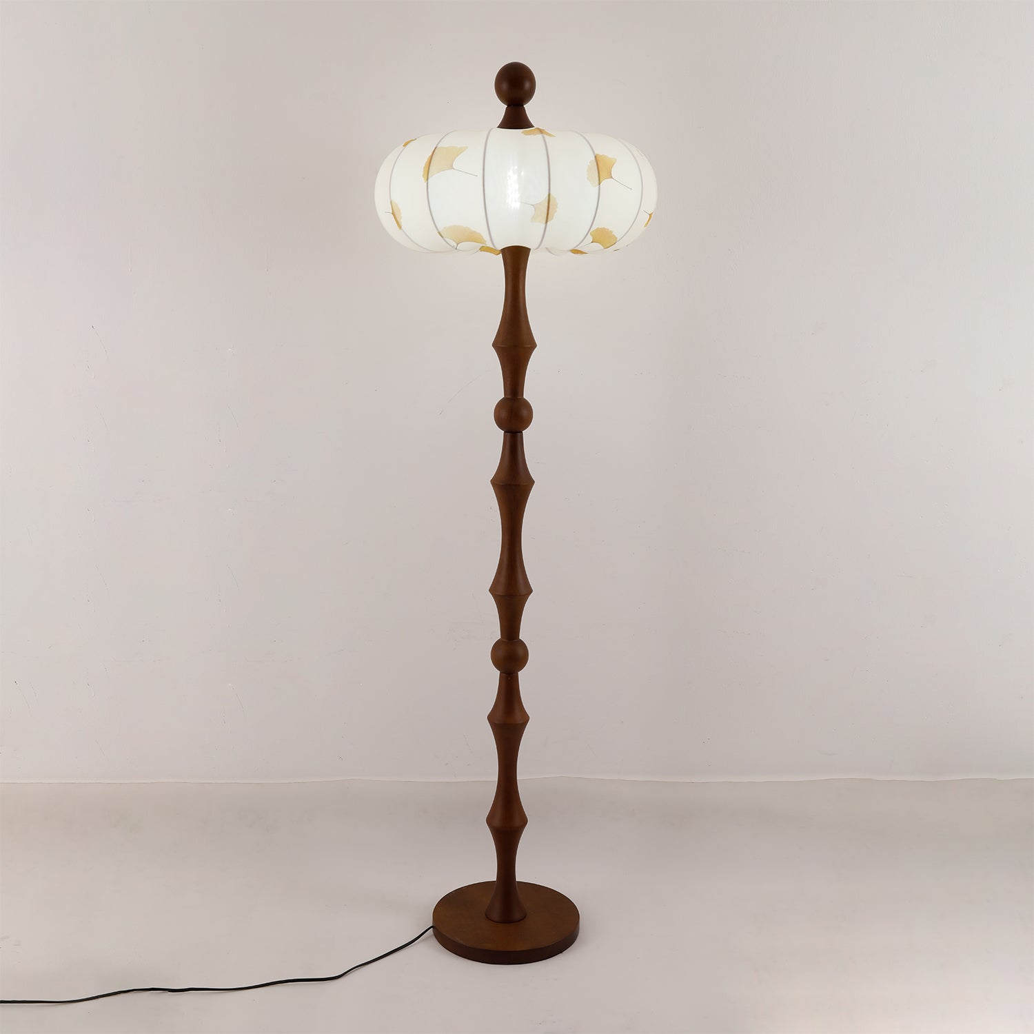 Milo Gingko Floor Lamp - Blowlighting