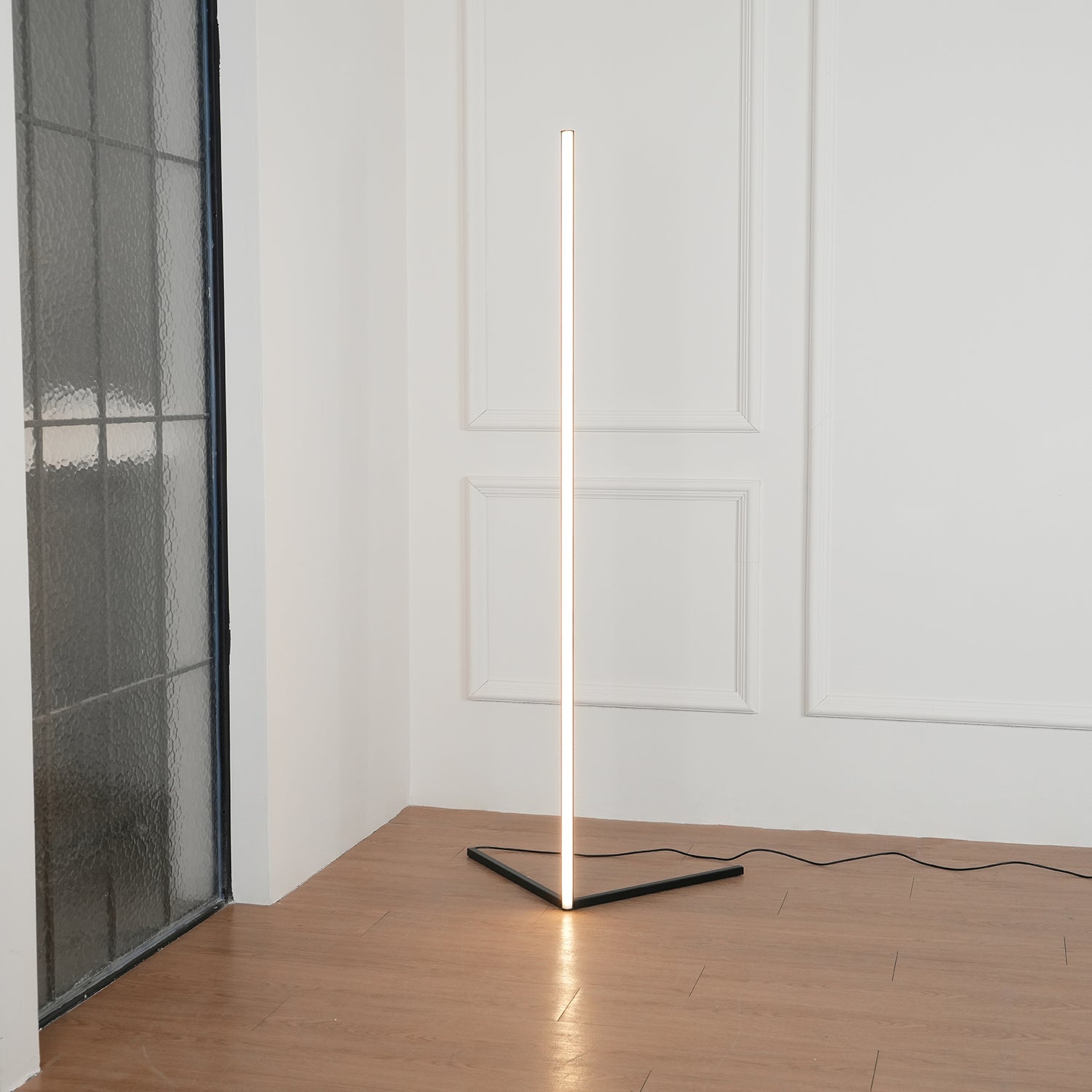 Minimalist LED Floor Lamp - Blowlighting