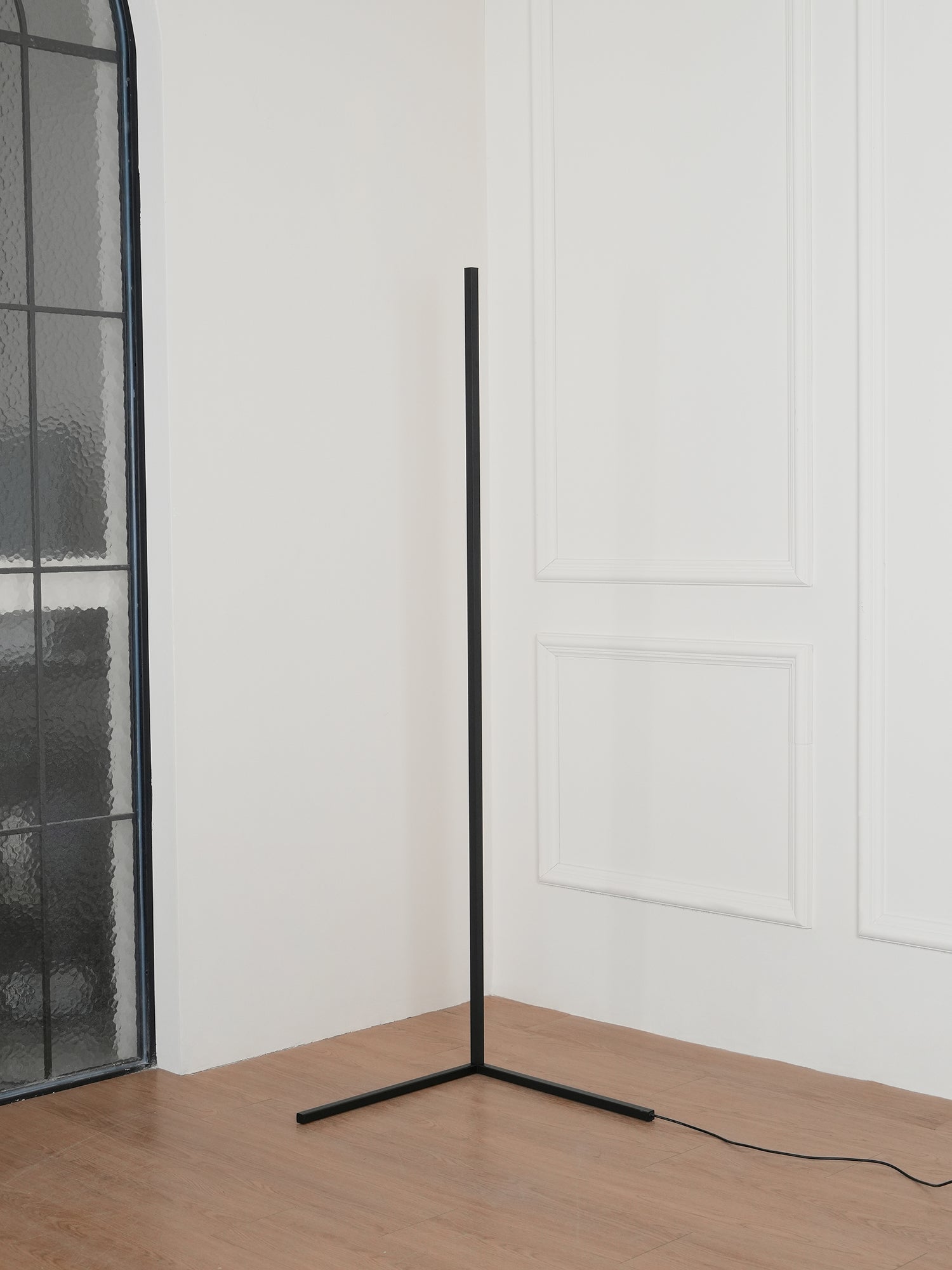 Minimalist LED Floor Lamp - Blowlighting