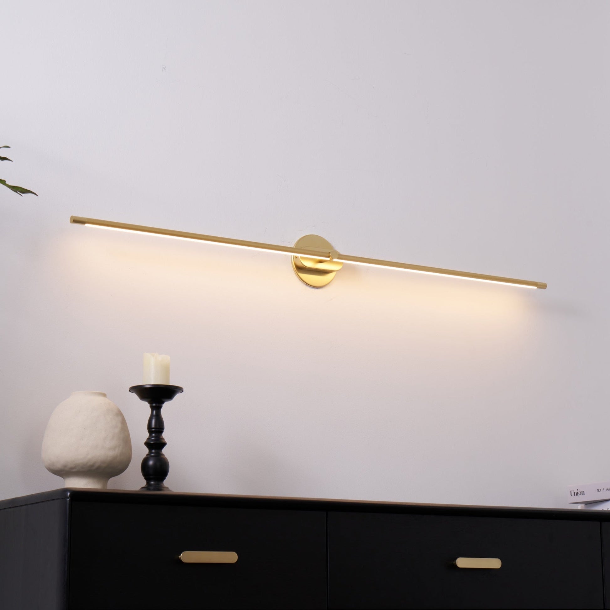 Minimalist Linear Wall Lamp - Blowlighting