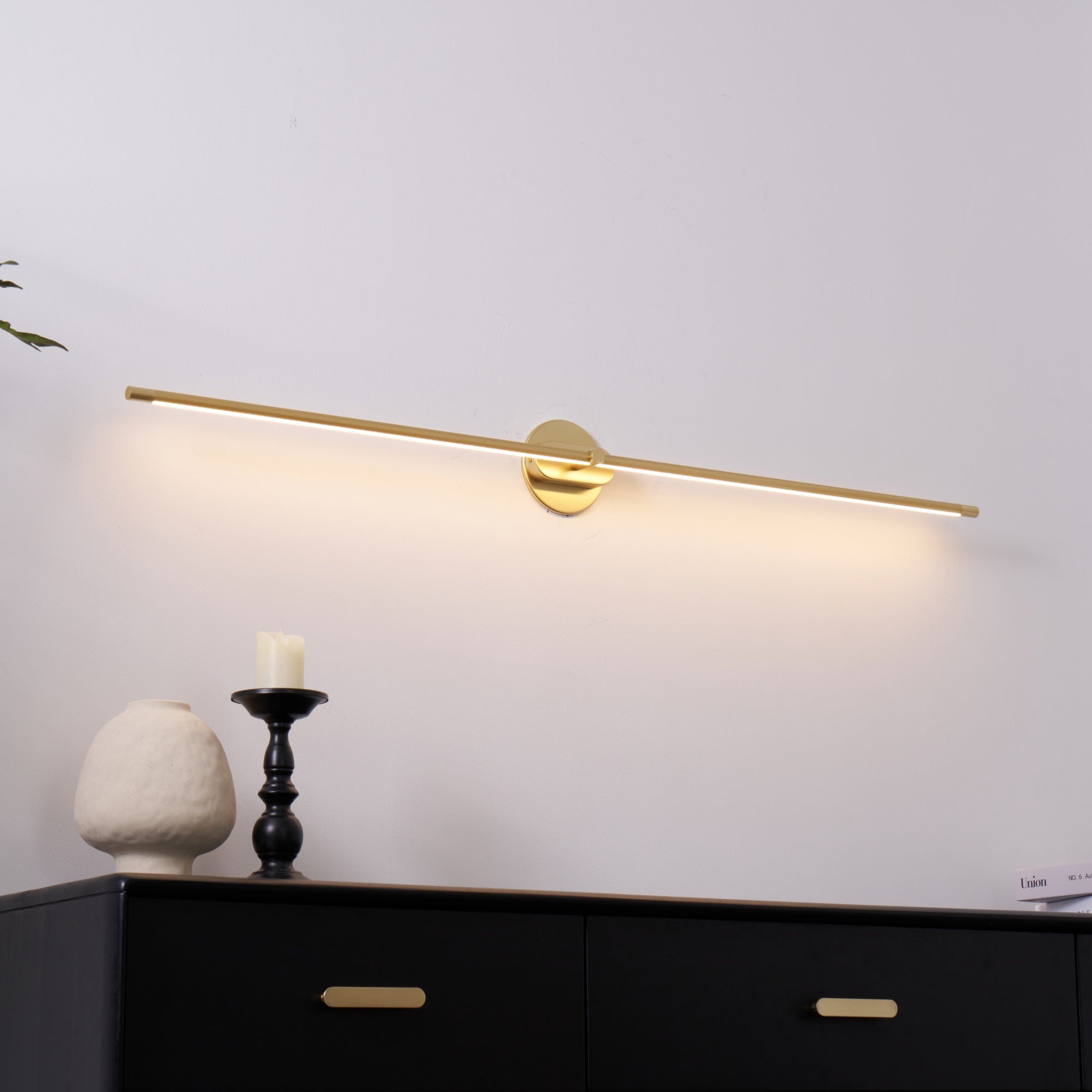 Minimalist Linear Wall Lamp - Blowlighting