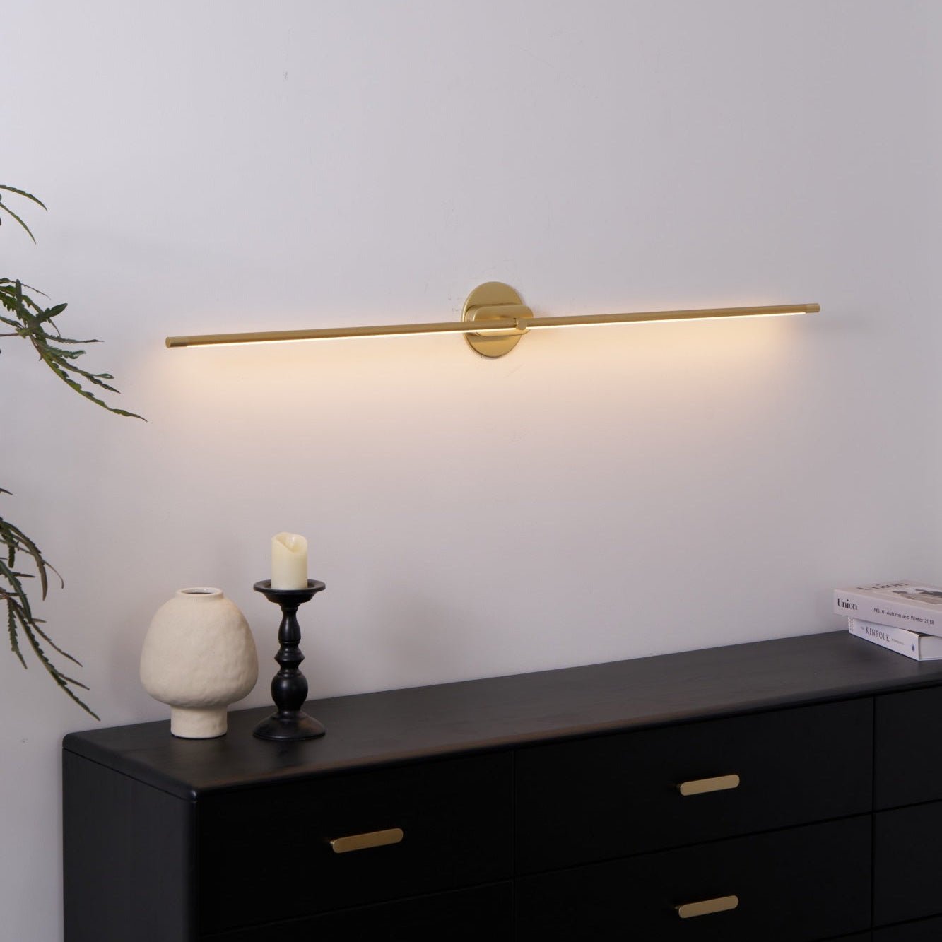 Minimalist Linear Wall Lamp - Blowlighting
