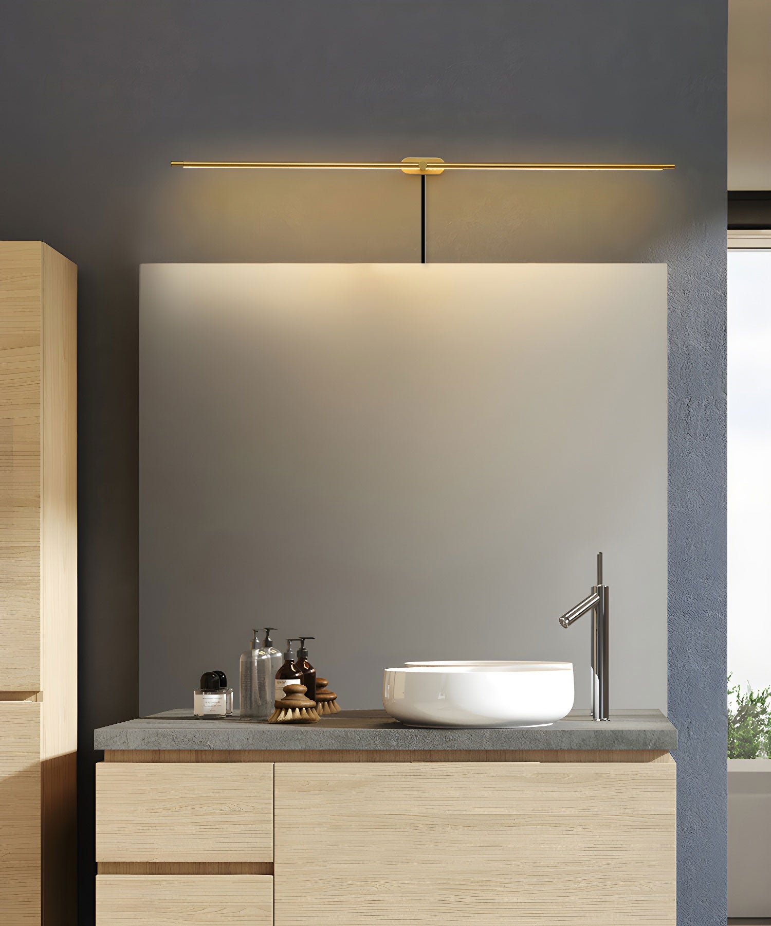 Minimalist Linear Plug-in Wall Lamp - Blowlighting