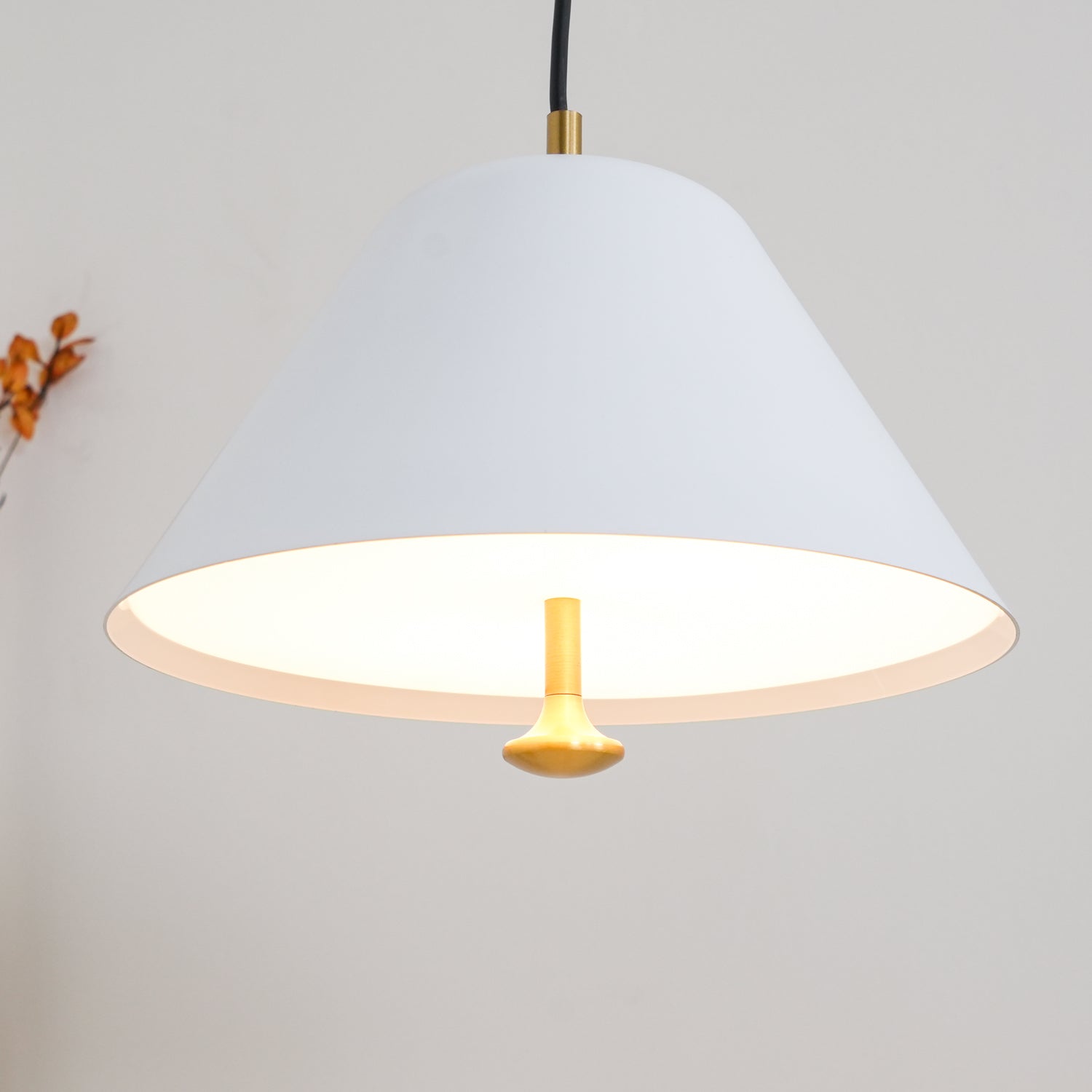 Minimalist Pendant Lamp - Blowlighting