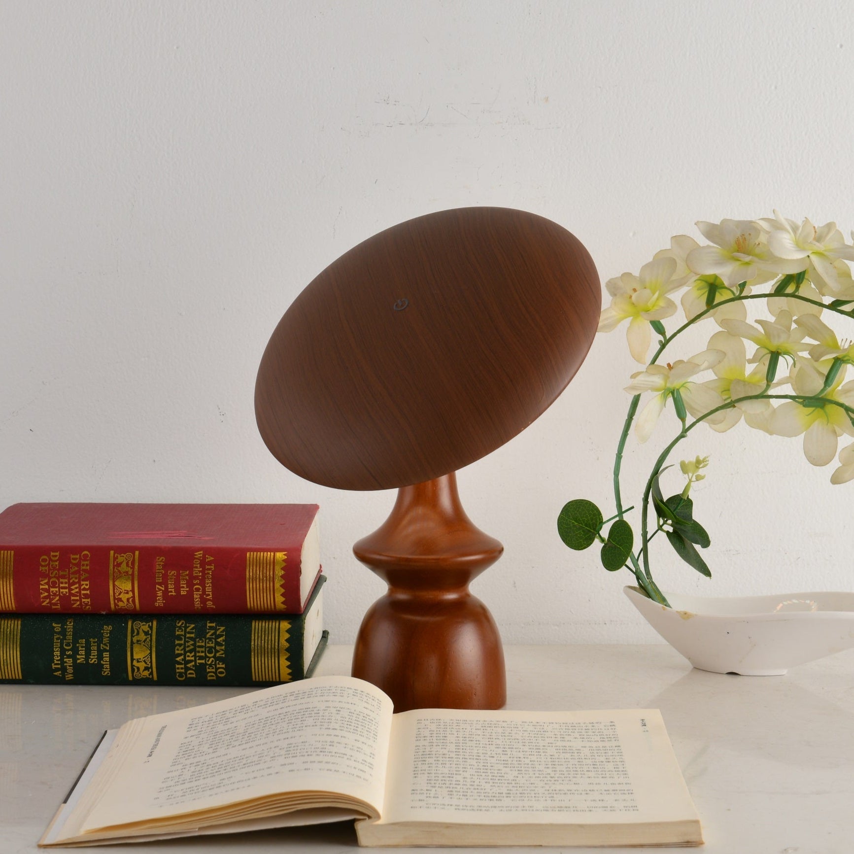 Orbis Vintage Wood Table Lamp - Blowlighting