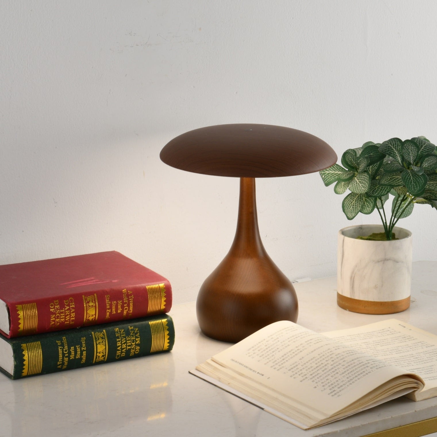 Orbis Vintage Wood Table Lamp - Blowlighting