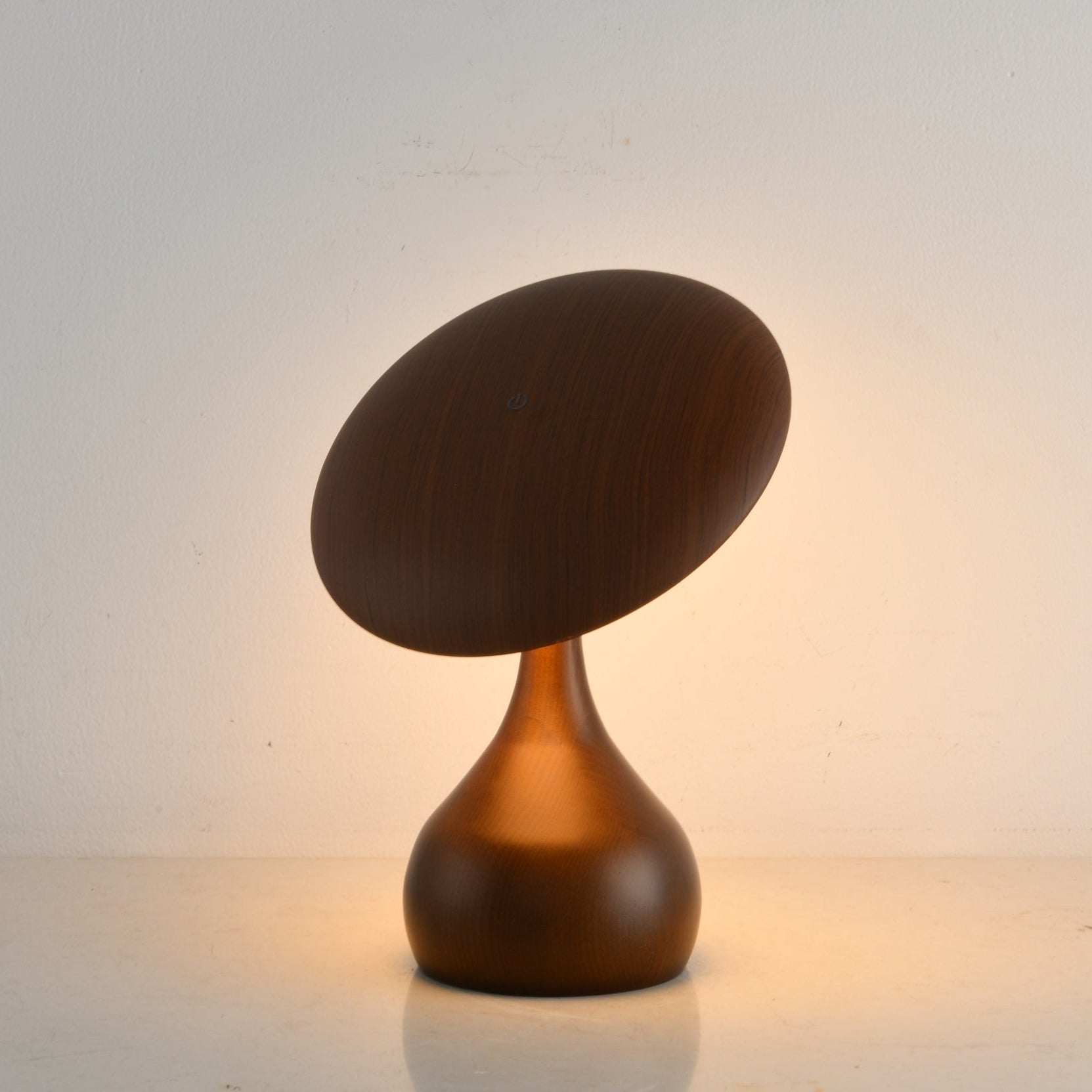 Orbis Vintage Wood Table Lamp - Blowlighting