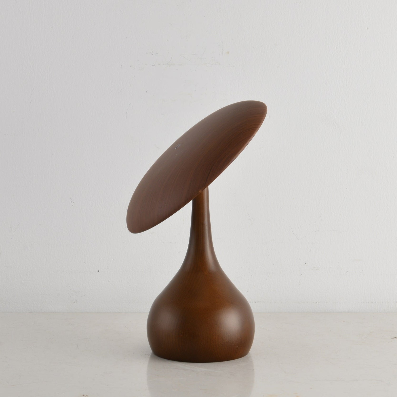 Orbis Vintage Wood Table Lamp - Blowlighting