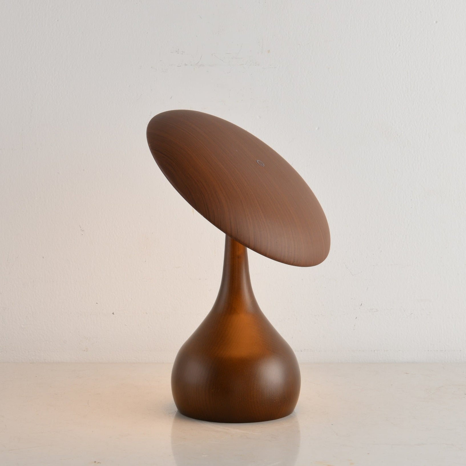 Orbis Vintage Wood Table Lamp - Blowlighting