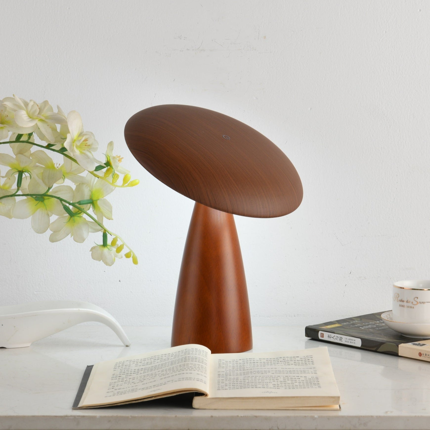 Orbis Vintage Wood Table Lamp - Blowlighting