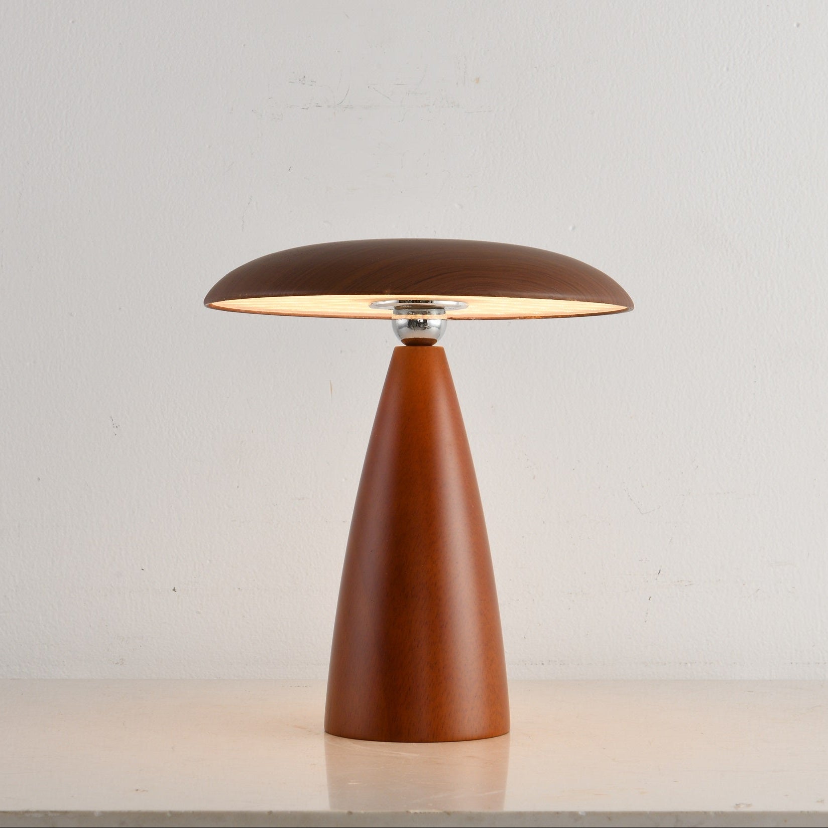 Orbis Vintage Wood Table Lamp - Blowlighting
