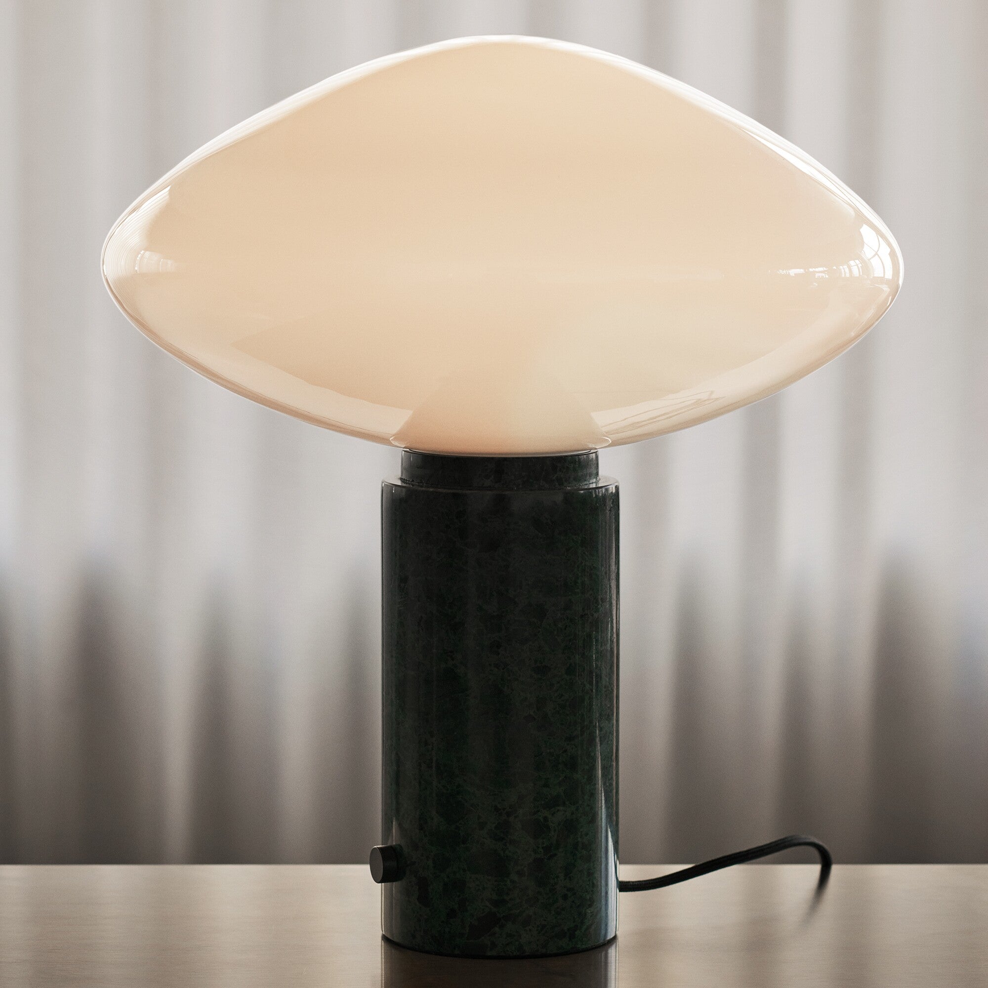 Mist Table Lamp - Blowlighting