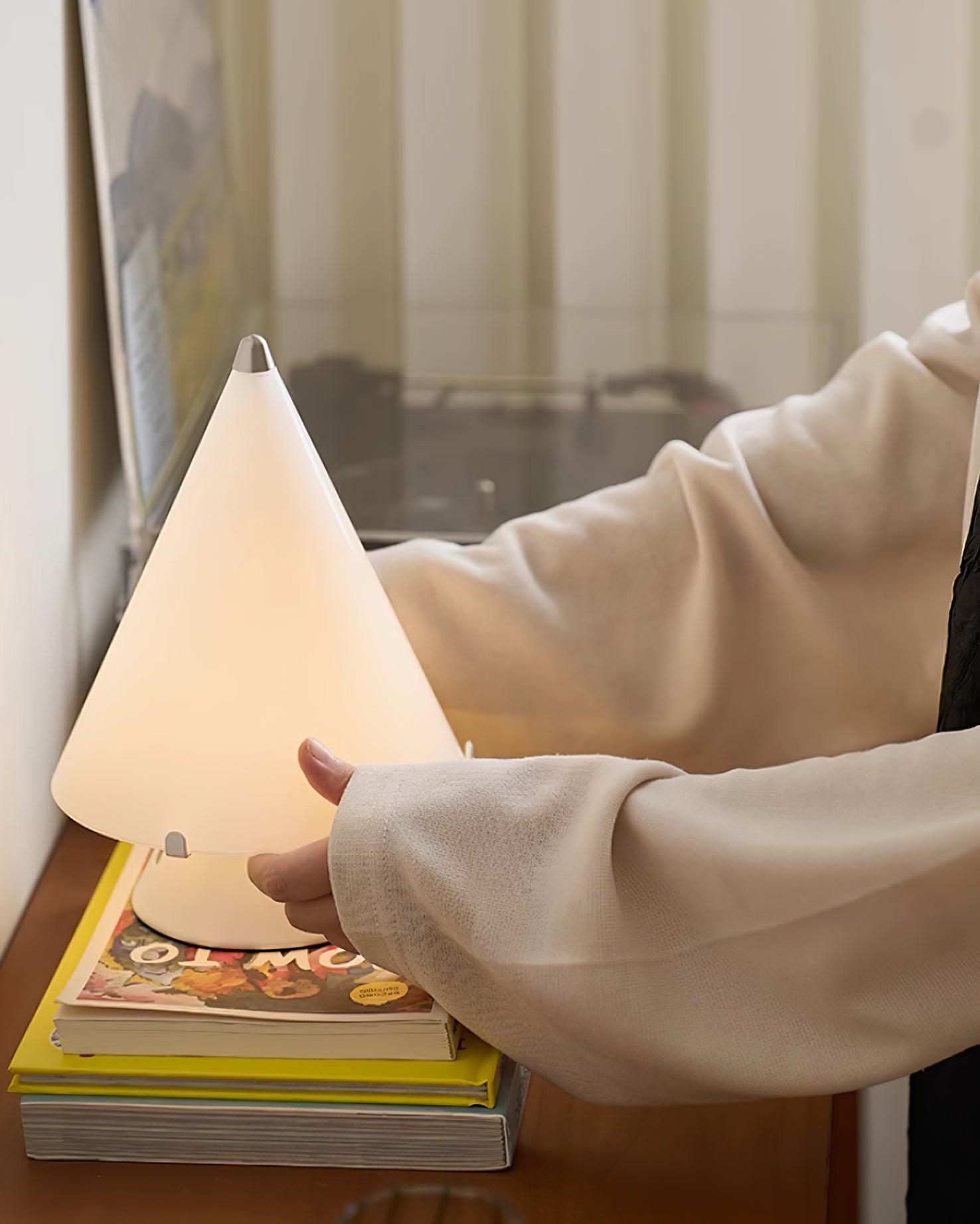 Miza Table Lamp - Blowlighting