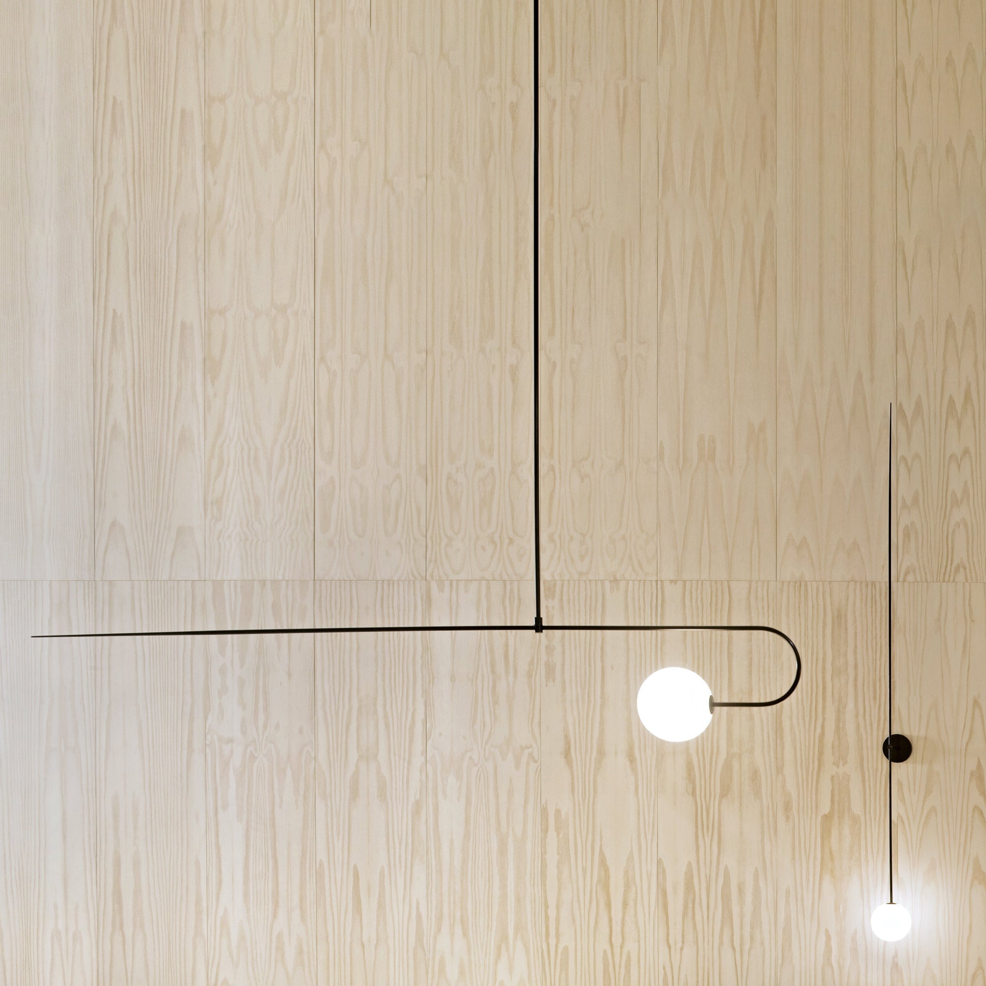 Mobile Chandelier - Blowlighting