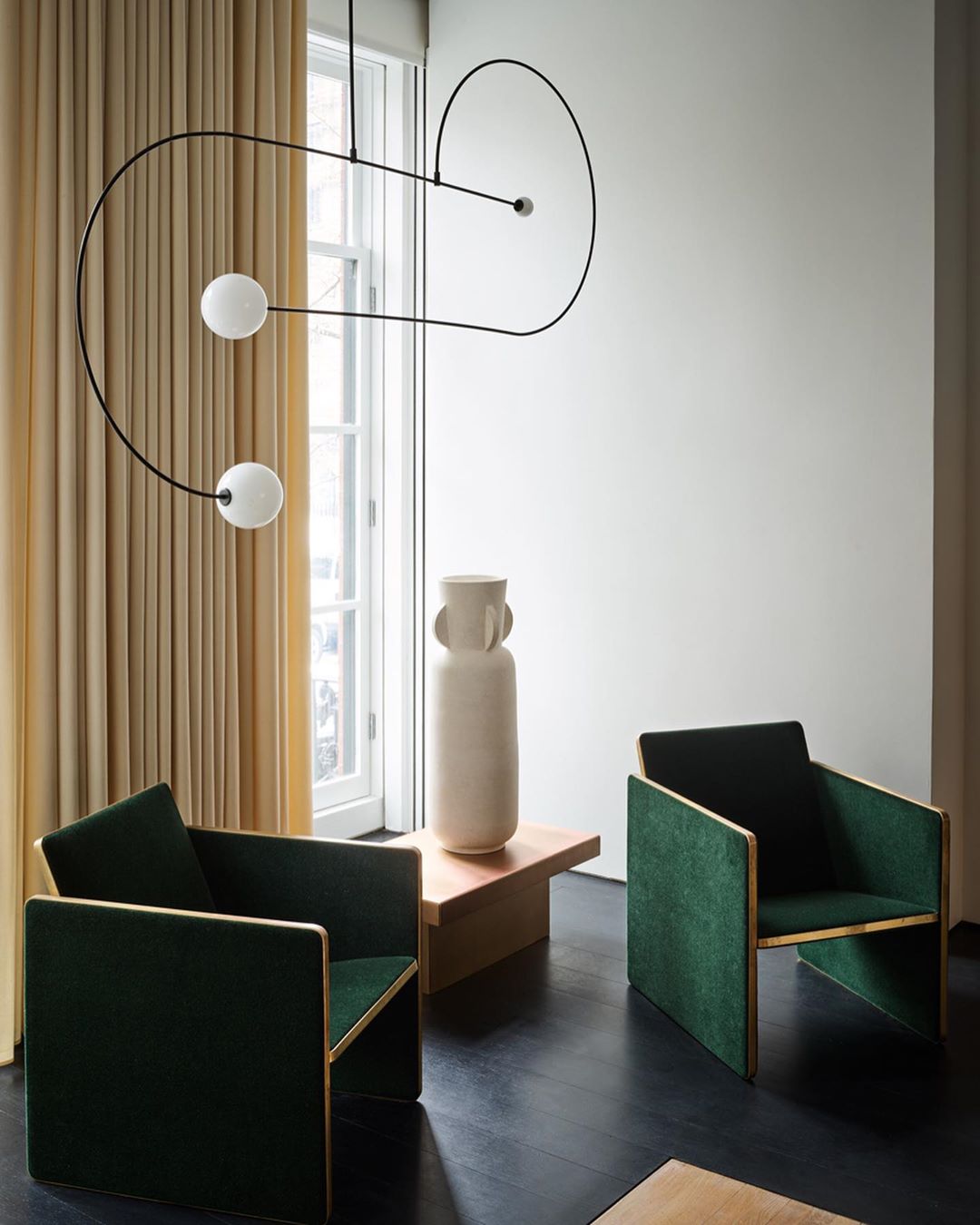 Mobile Chandelier - Blowlighting