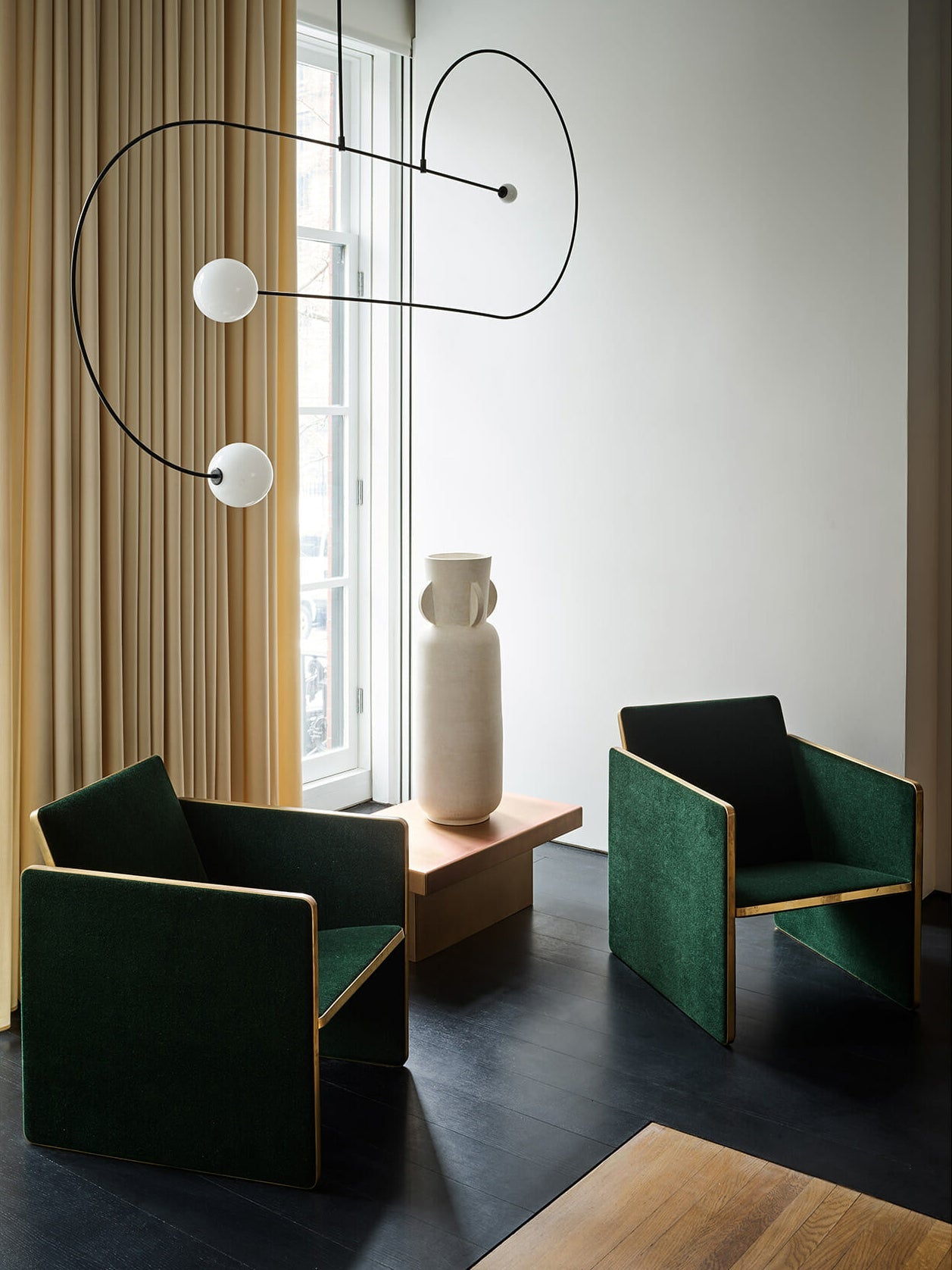 Mobile Chandelier - Blowlighting