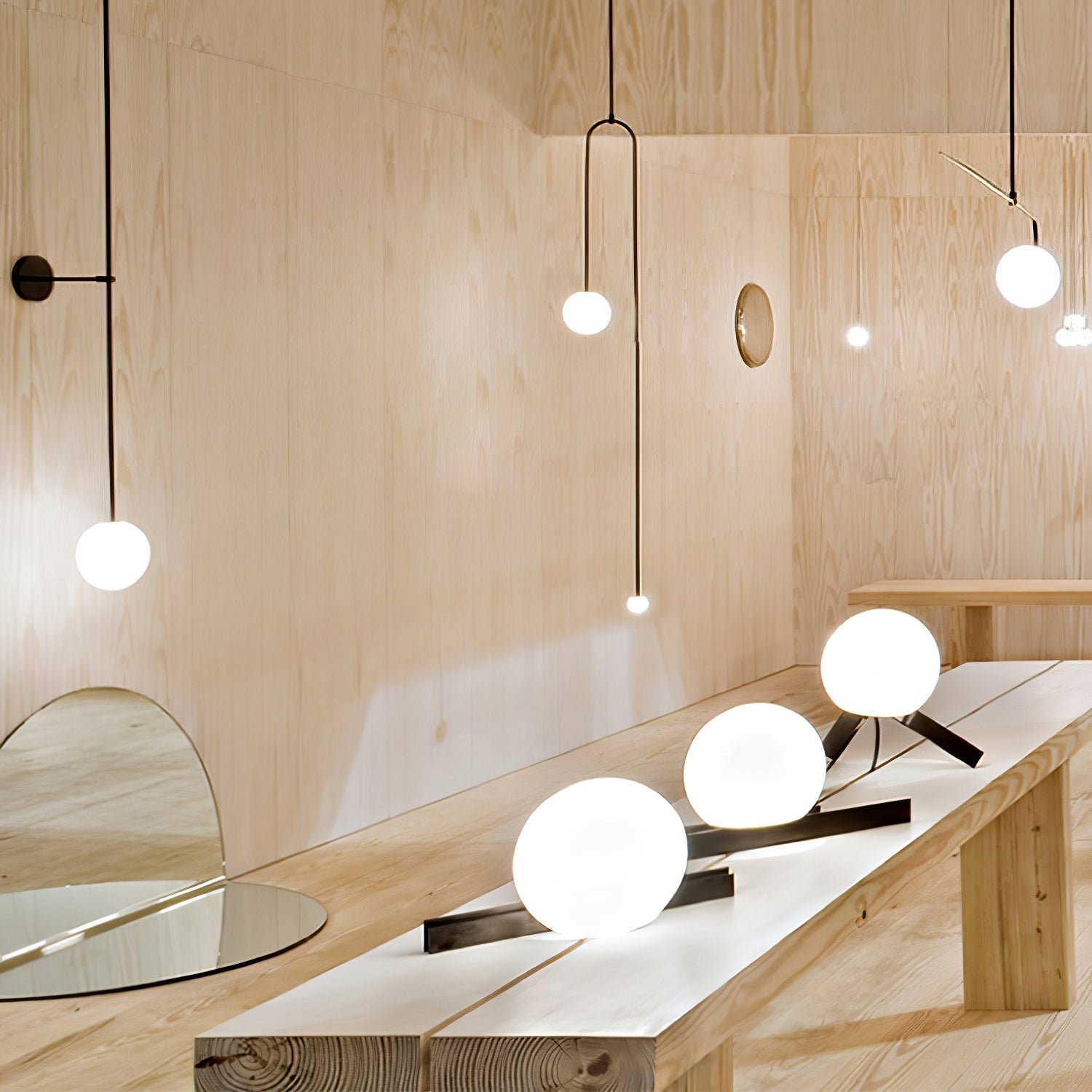 Mobile Wall Lamp - Blowlighting