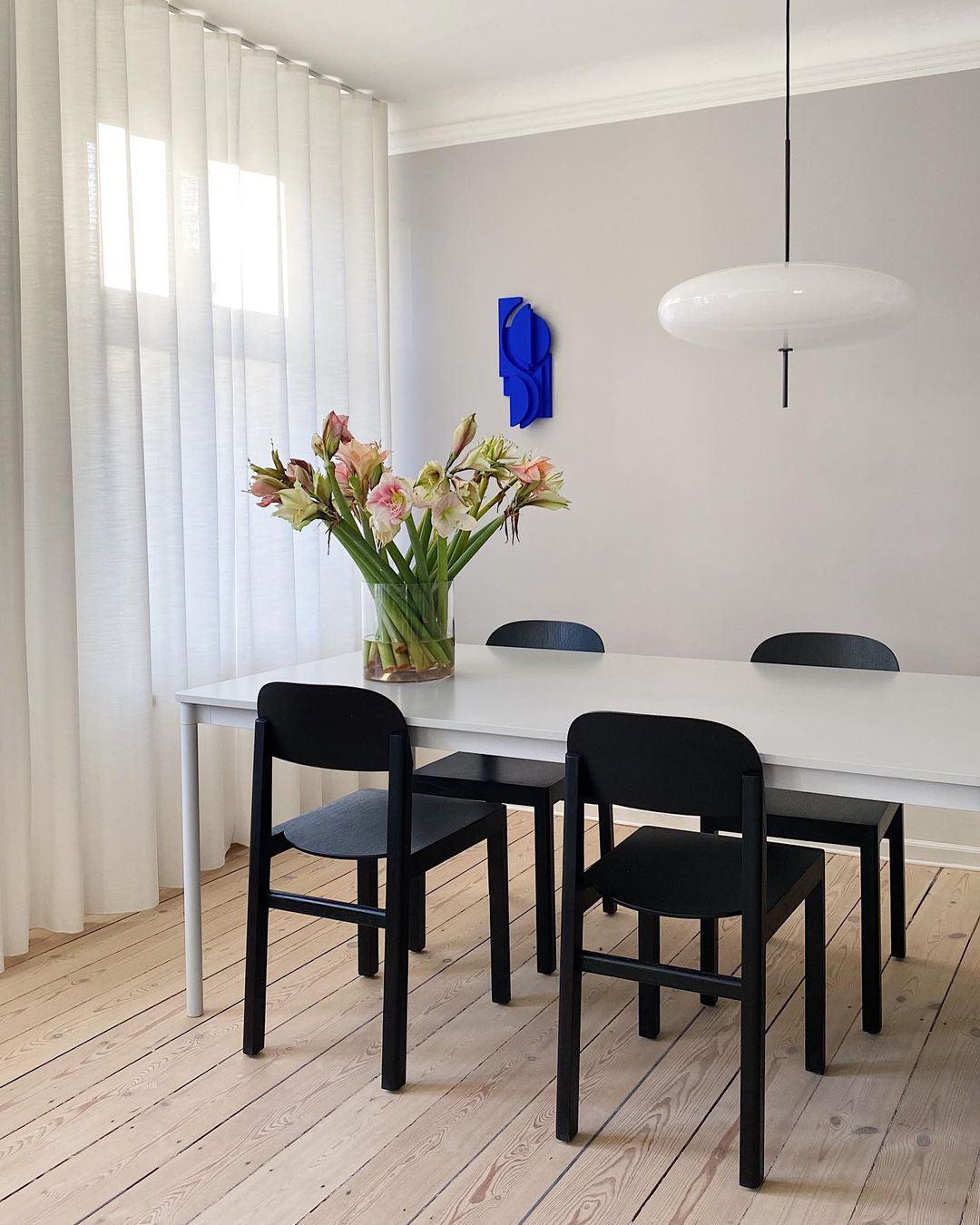 Model 2065 Pendant Lamp - Blowlighting