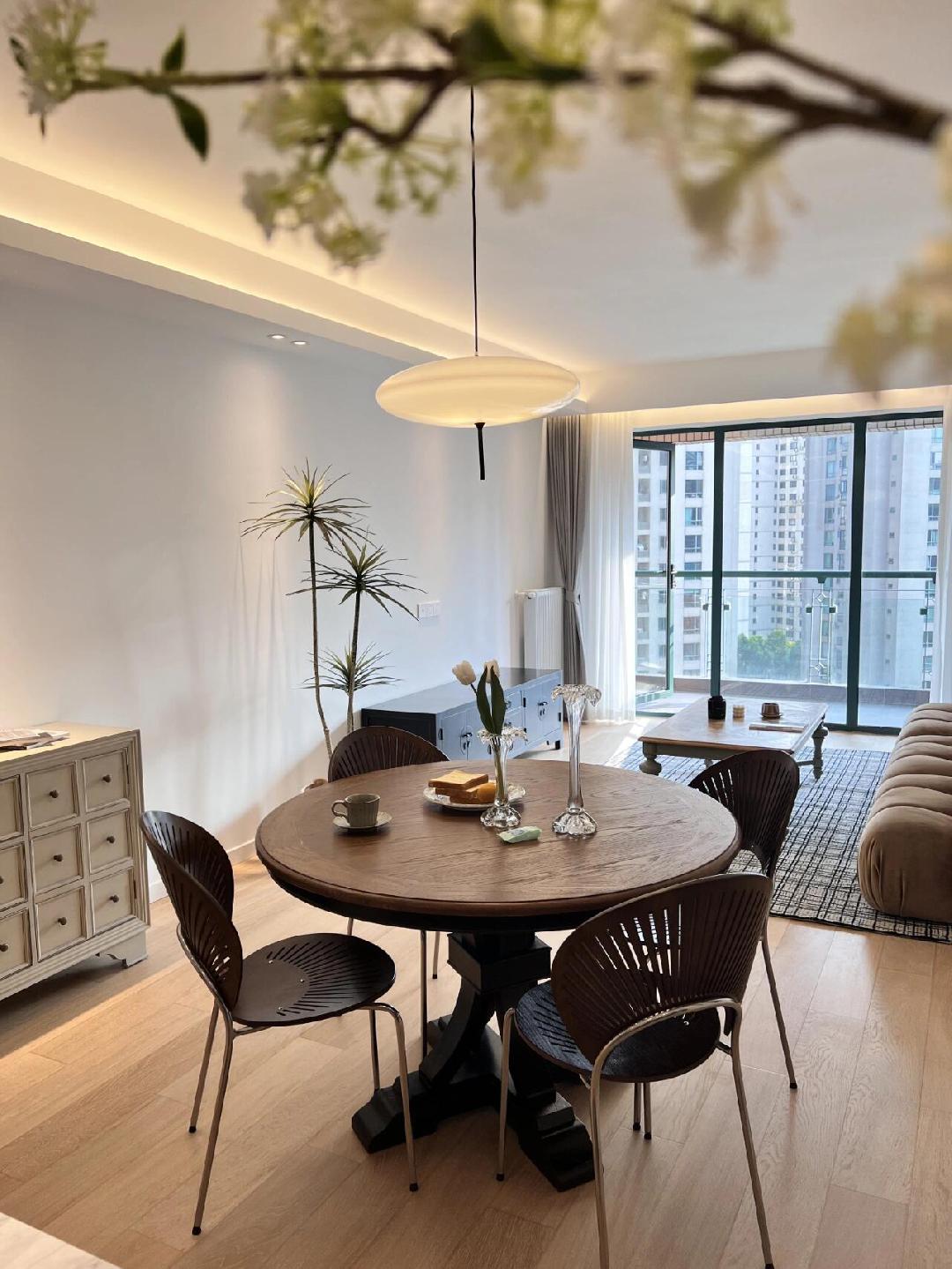Model 2065 Pendant Lamp - Blowlighting
