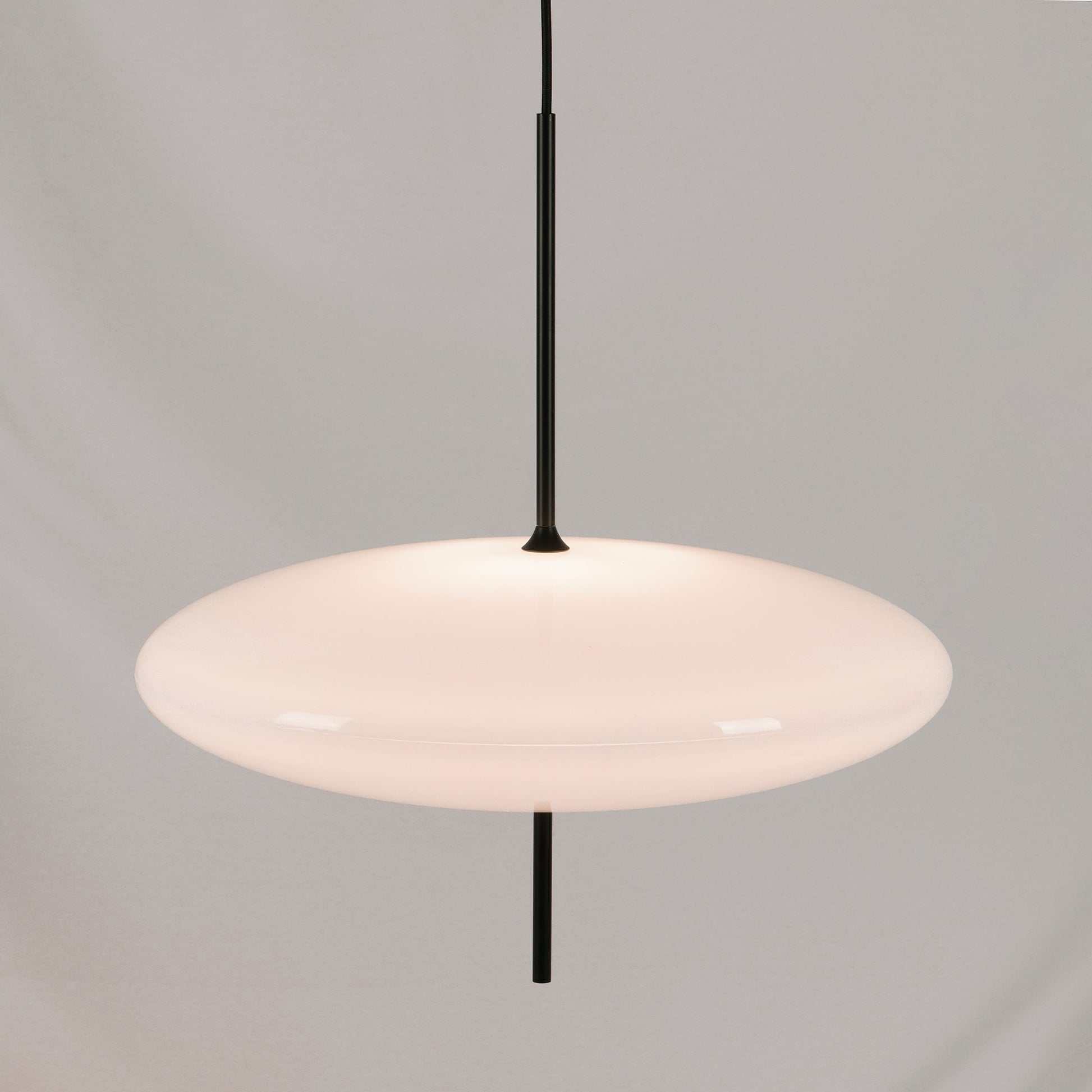 Model 2065 Pendant Lamp - Blowlighting