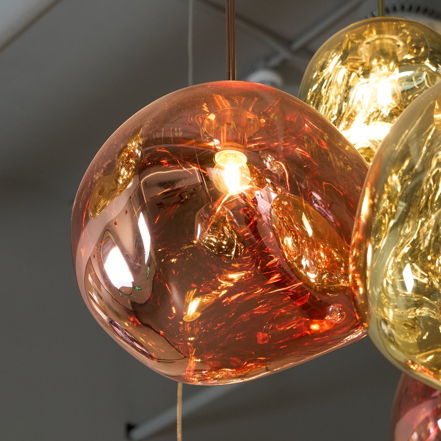 Multi Lava Round Pendant Lamp - Blowlighting