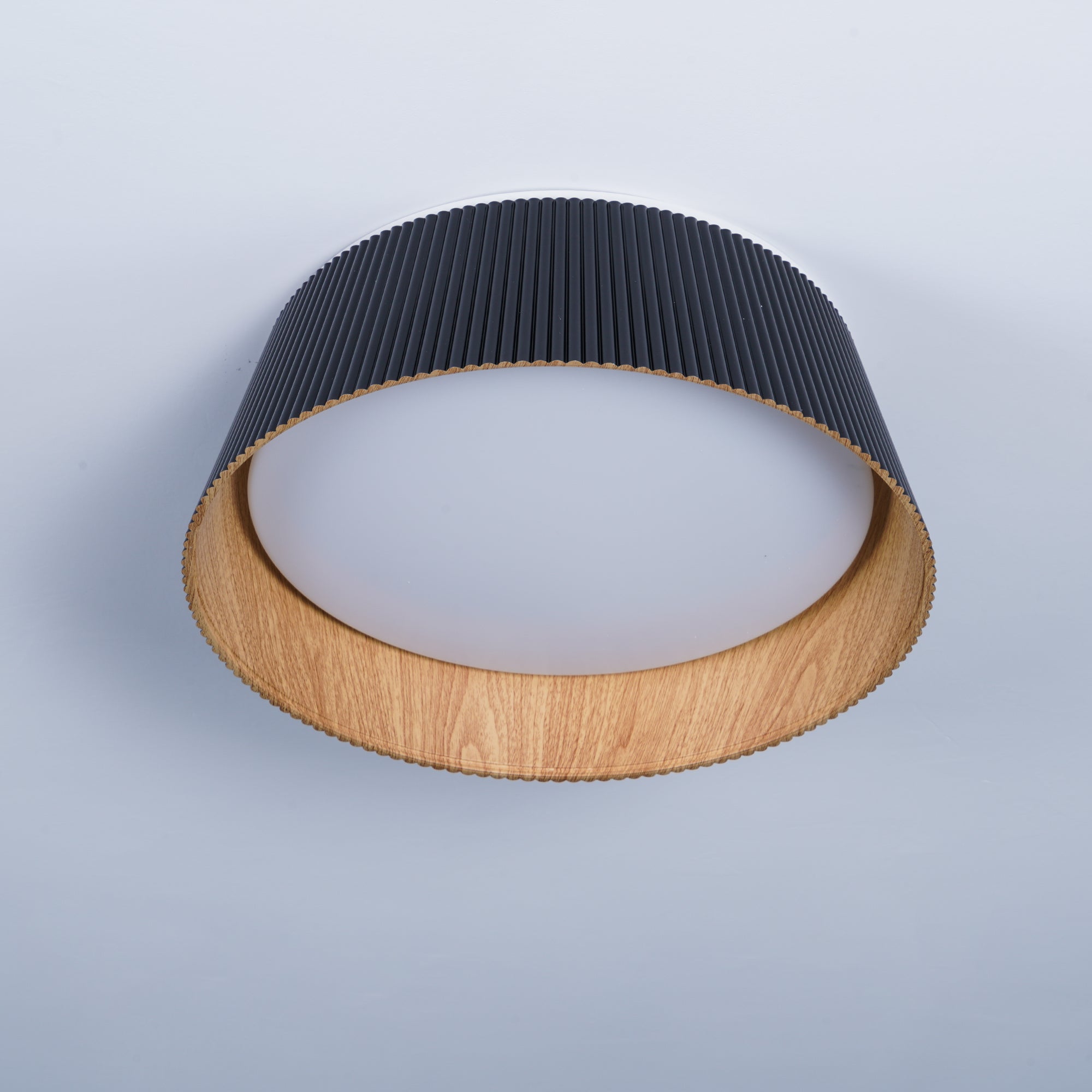 Modern Ribbed Ceiling Light - Blowlighting