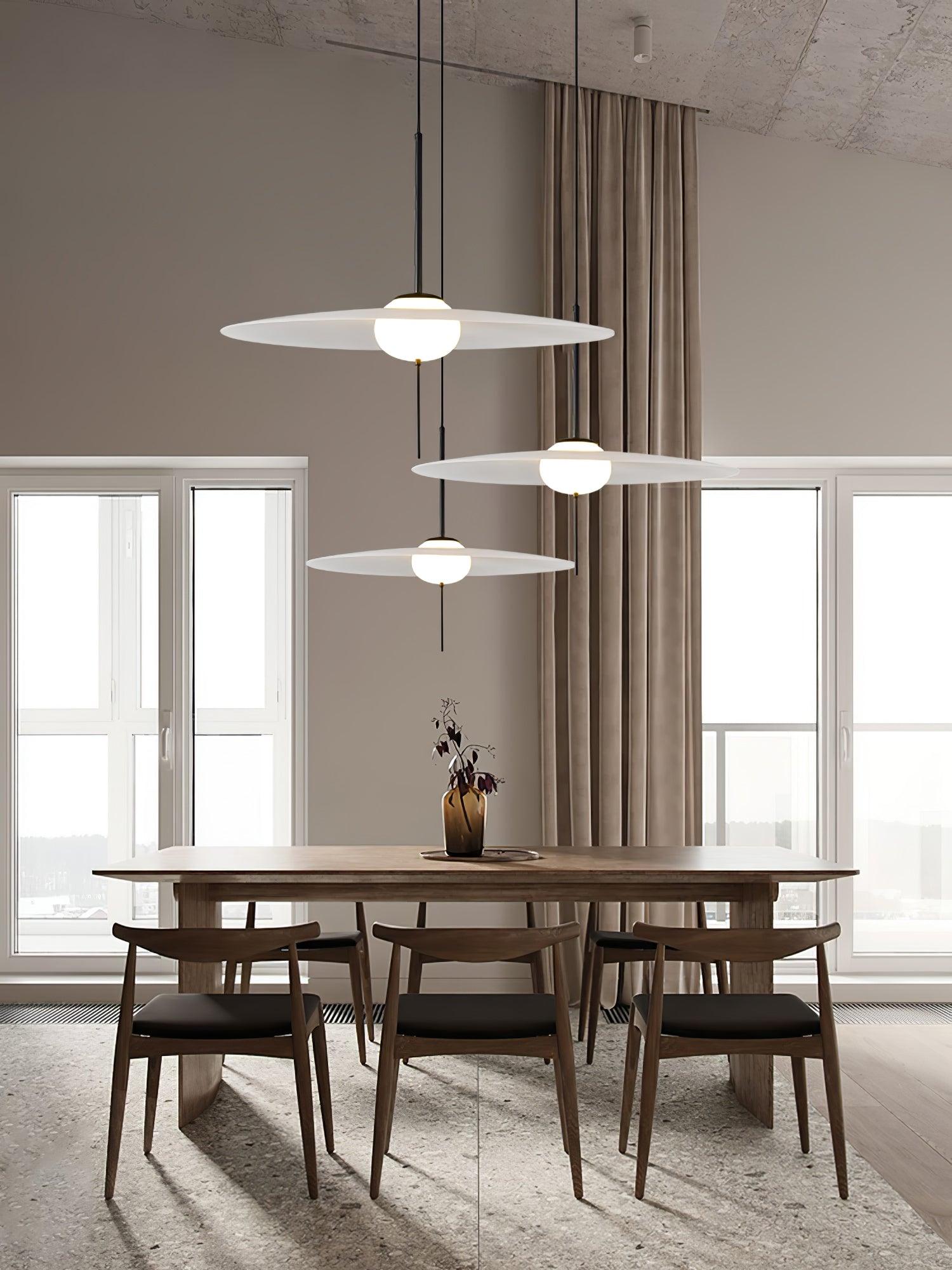 Astris Pendant Lamp - Blowlighting