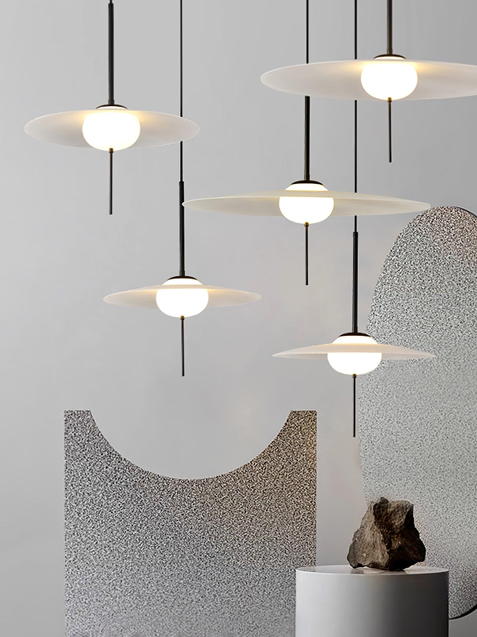 Astris Pendant Lamp - Blowlighting