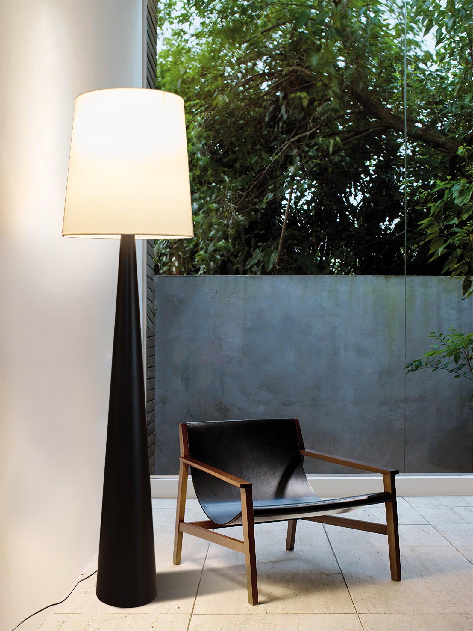 Montenegro Floor Lamp - Blowlighting