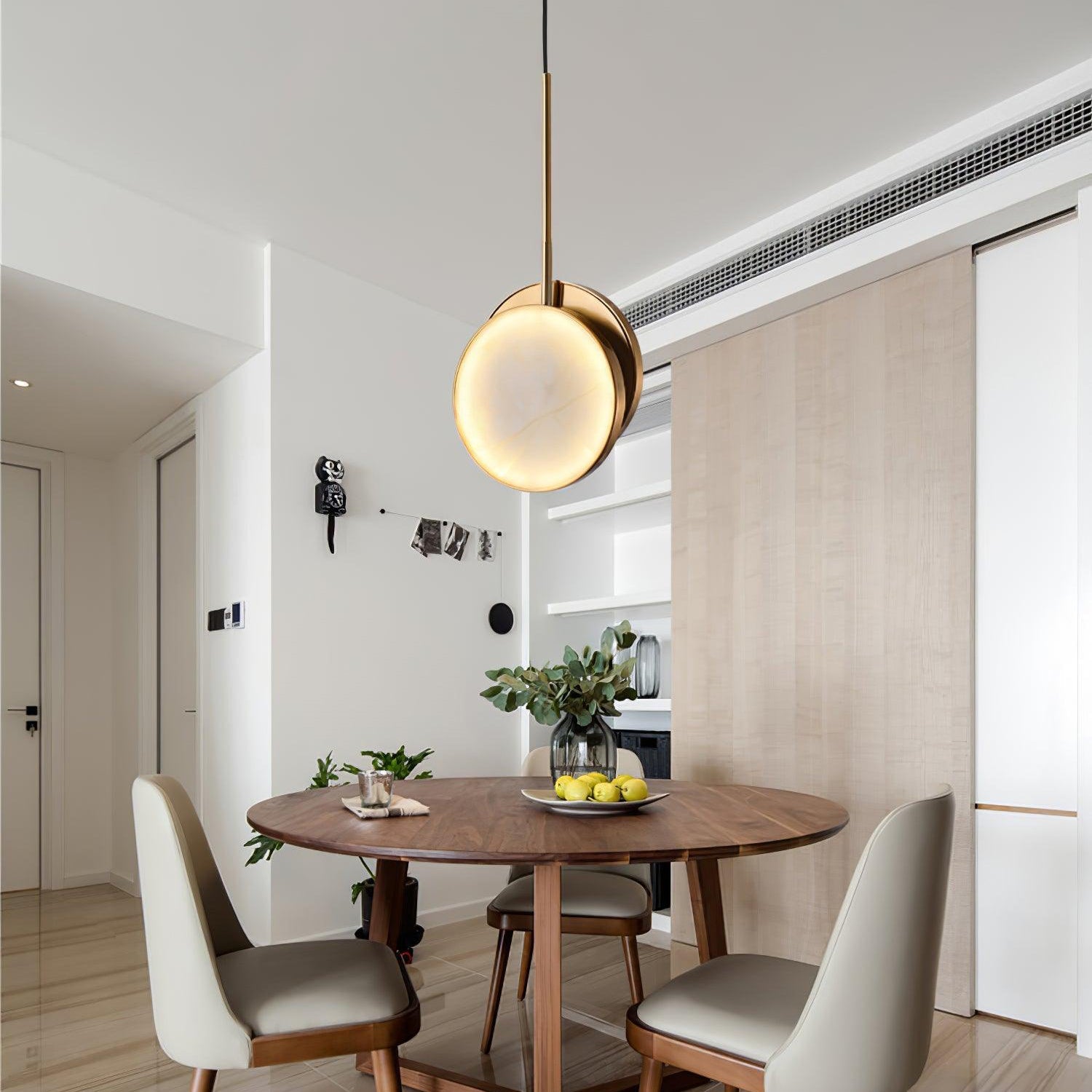 Synoryra Dual Disc Alabaster Pendant Light - Blowlighting