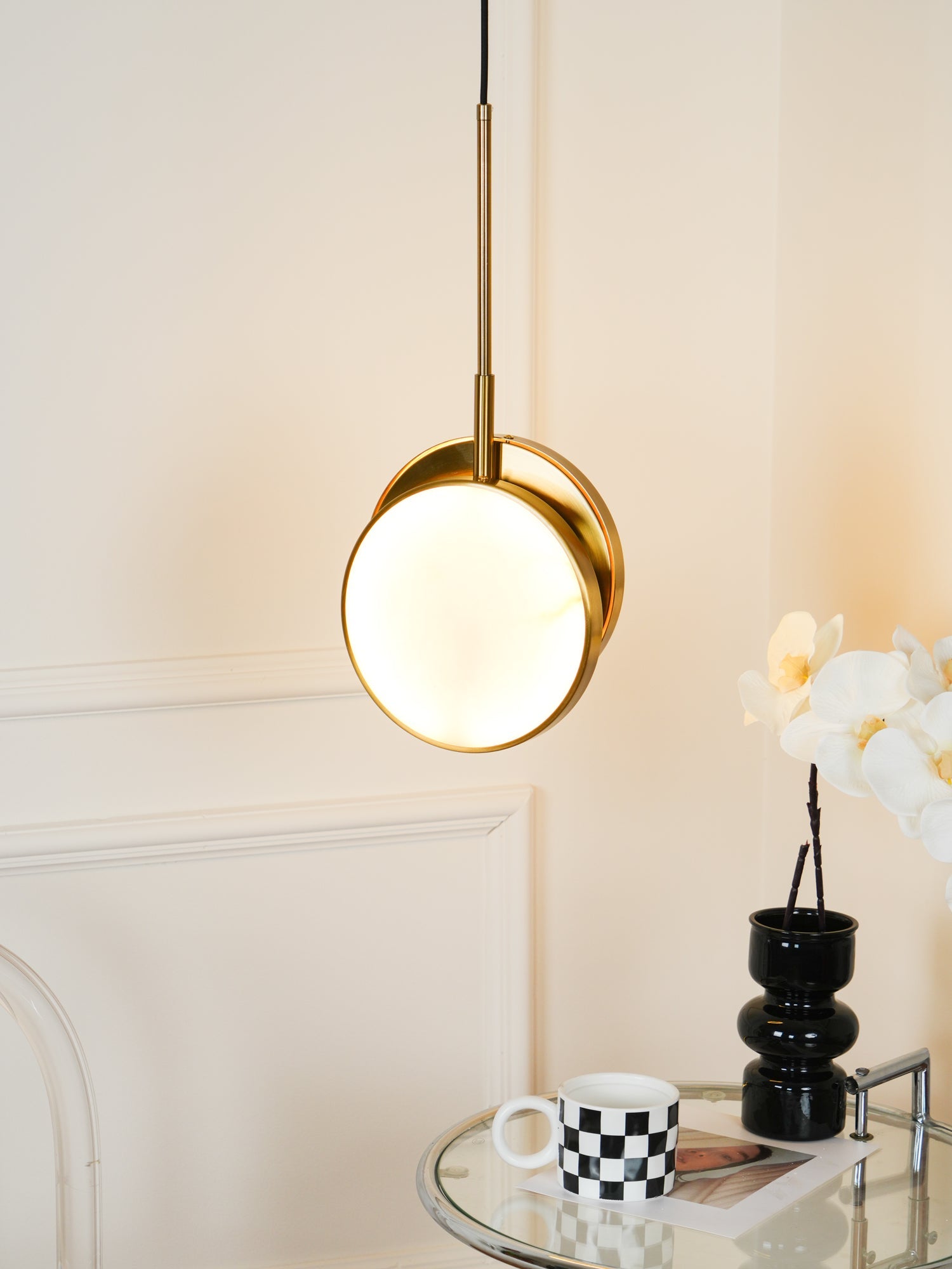 Synoryra Dual Disc Alabaster Pendant Light - Blowlighting