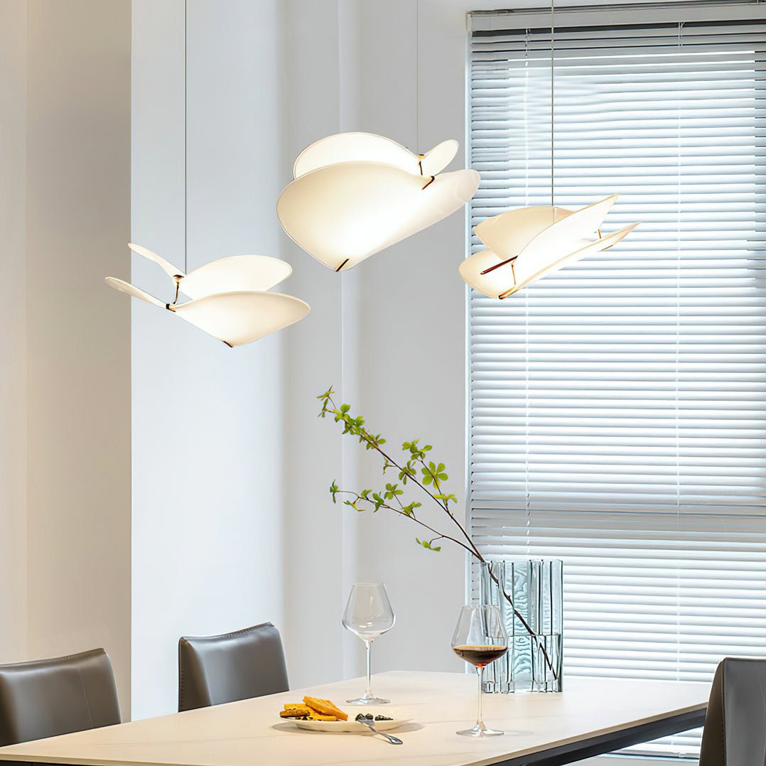Moth Pendant Lamp - Blowlighting