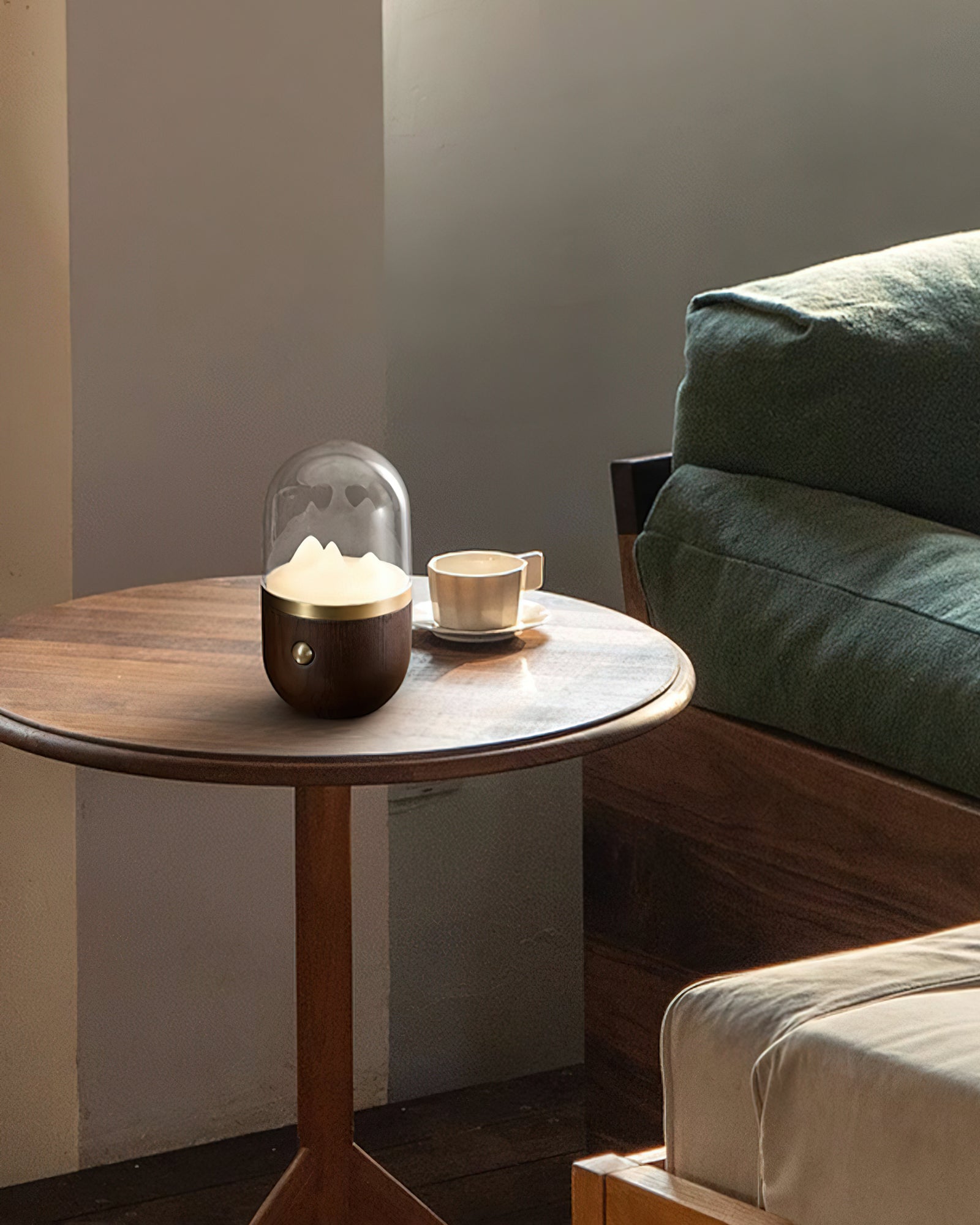 Mountain Peak Night Table Lamp - Blowlighting