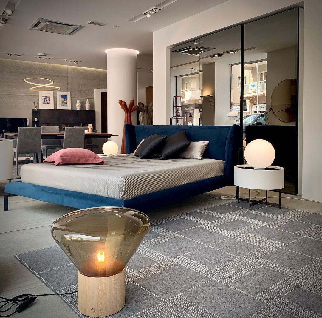Bois Table Lamp - Blowlighting