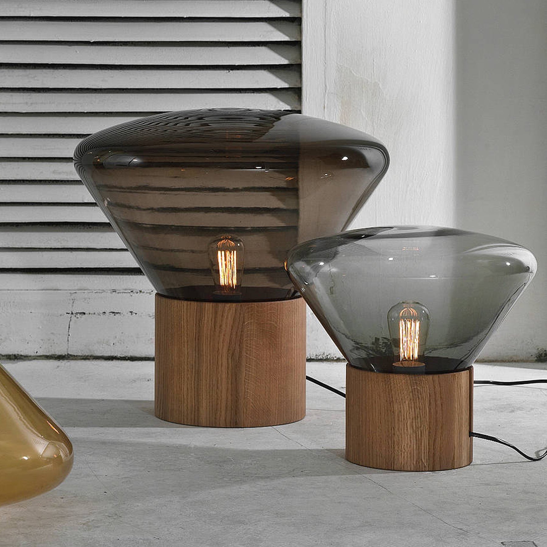 Bois Table Lamp - Blowlighting